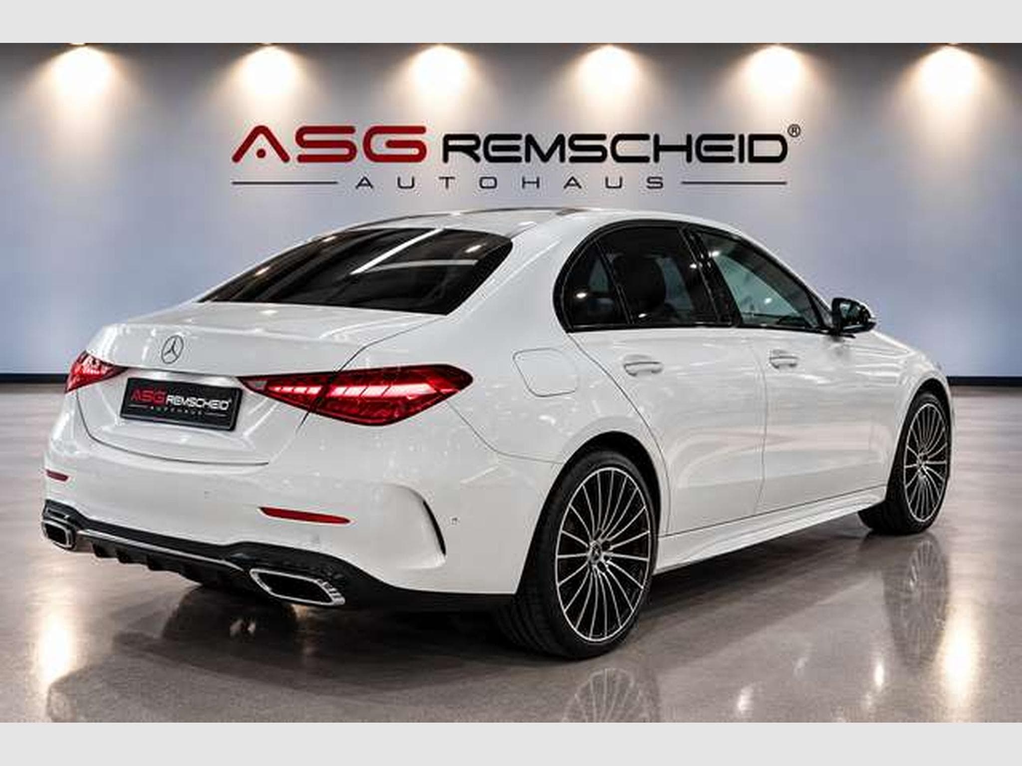 Mercedes C 200 Limousine 4M AMG Line 2H *19*S-Sitz*Night (2024) - Foto 2