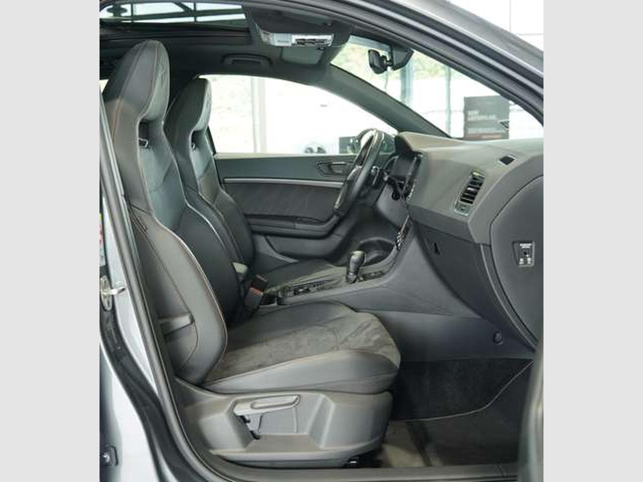 CUPRA Ateca VZ 4Drive DSG *2.H *GSD *Kamera *Schale (2024) - Photo 18