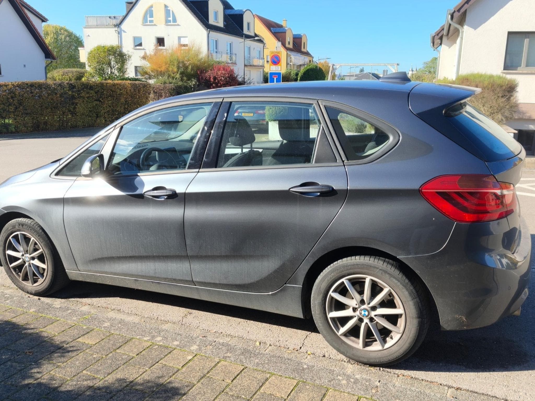 BMW 218 active tourer (2018) - Foto 2