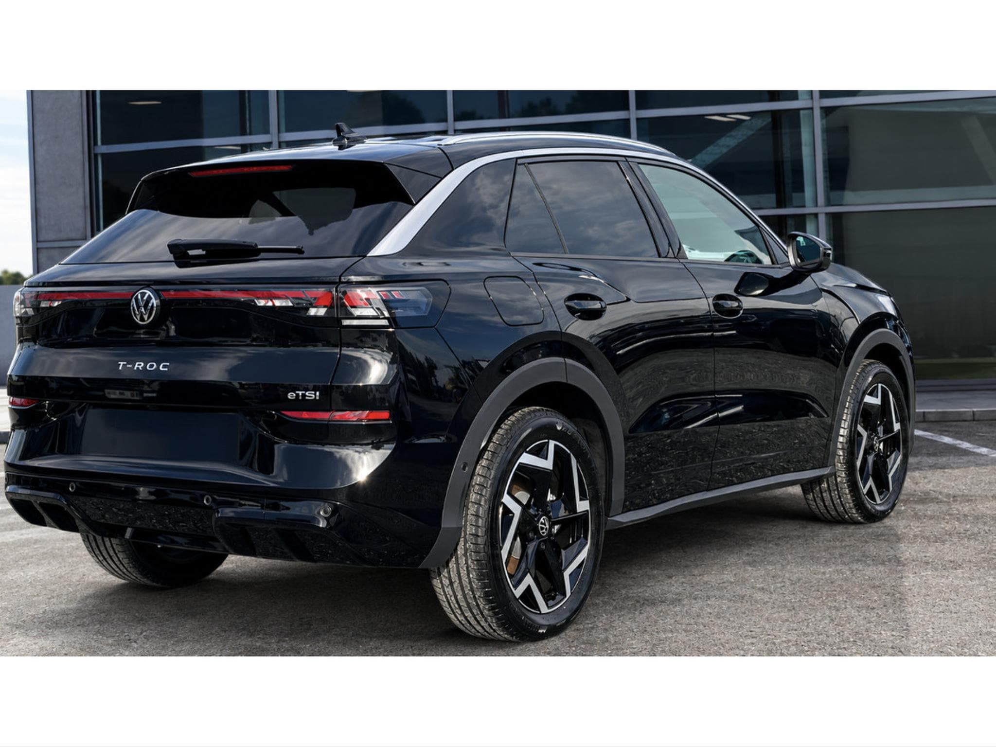 VW T-Roc VW T-Roc eTSI DSG R-Line (2026) - Foto 3