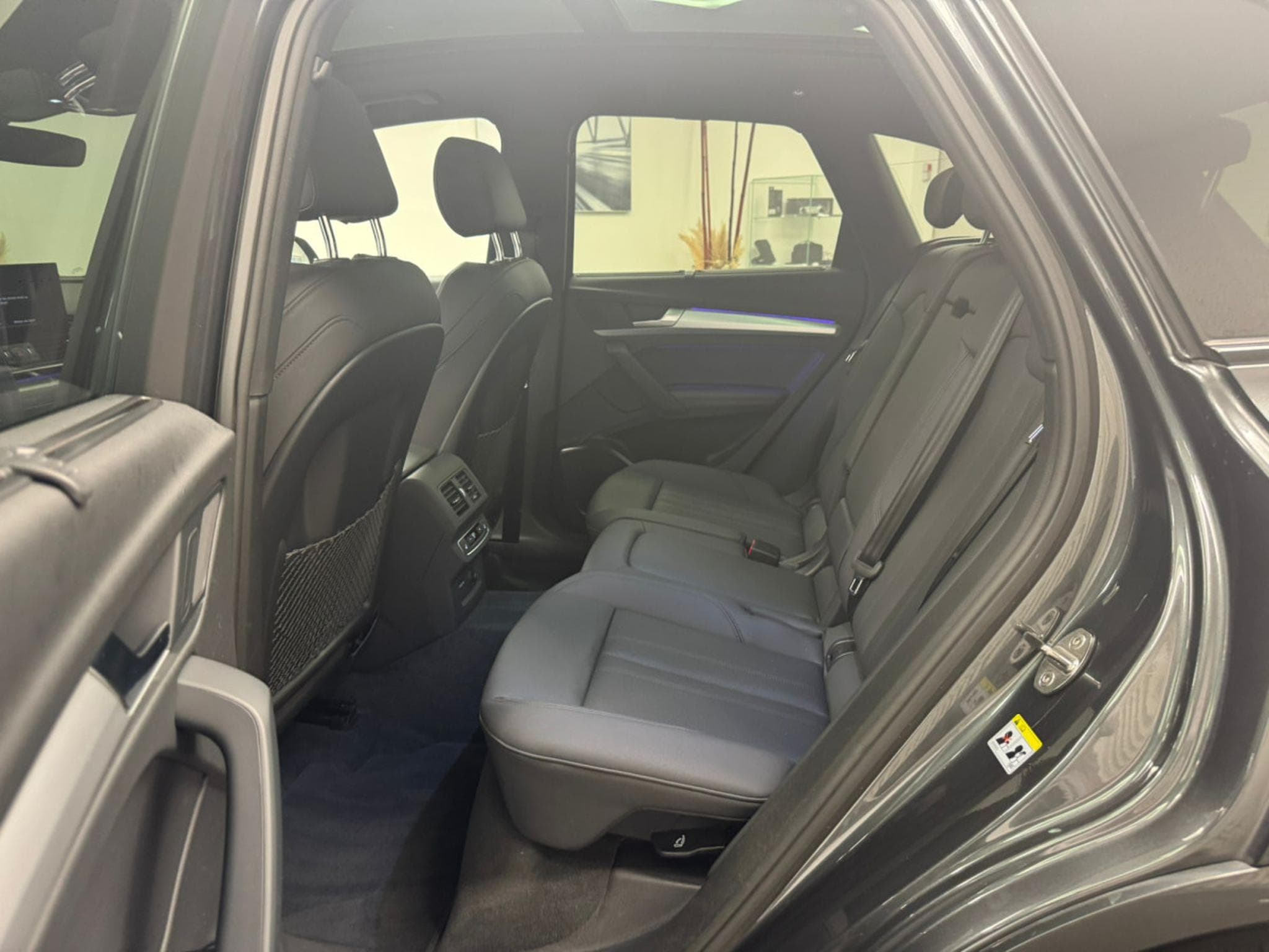Audi Q5 S line 55 TFSI e quattro 367 CV / 270 KW S tronic (2023) - Photo 7