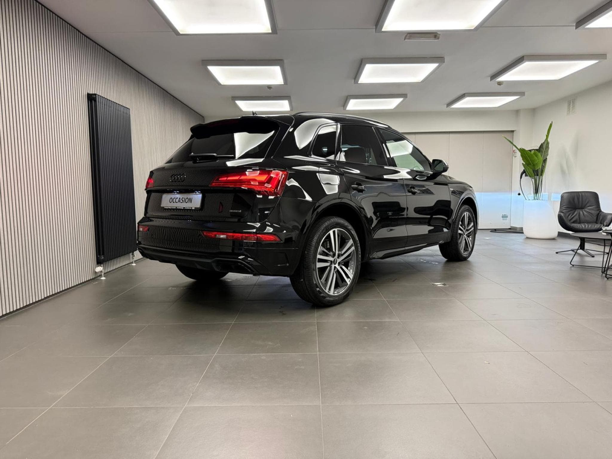 Audi Q5 S line 40 TFSI quattro 204 CH / 150 kW S tronic (2024) - Photo 7