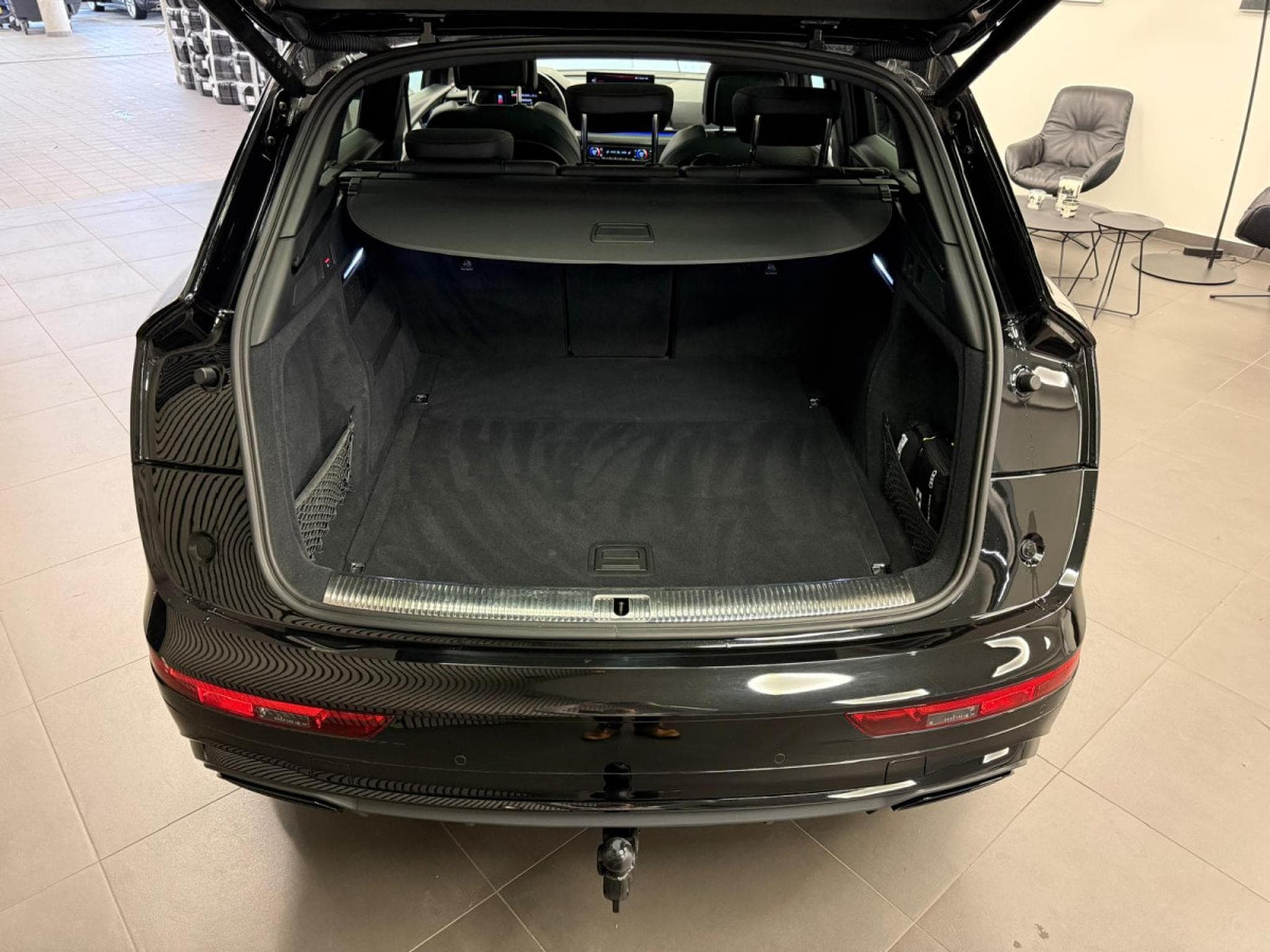 Audi Q5 S line 40 TFSI quattro 204 CH / 150 kW S tronic (2024) - Photo 8