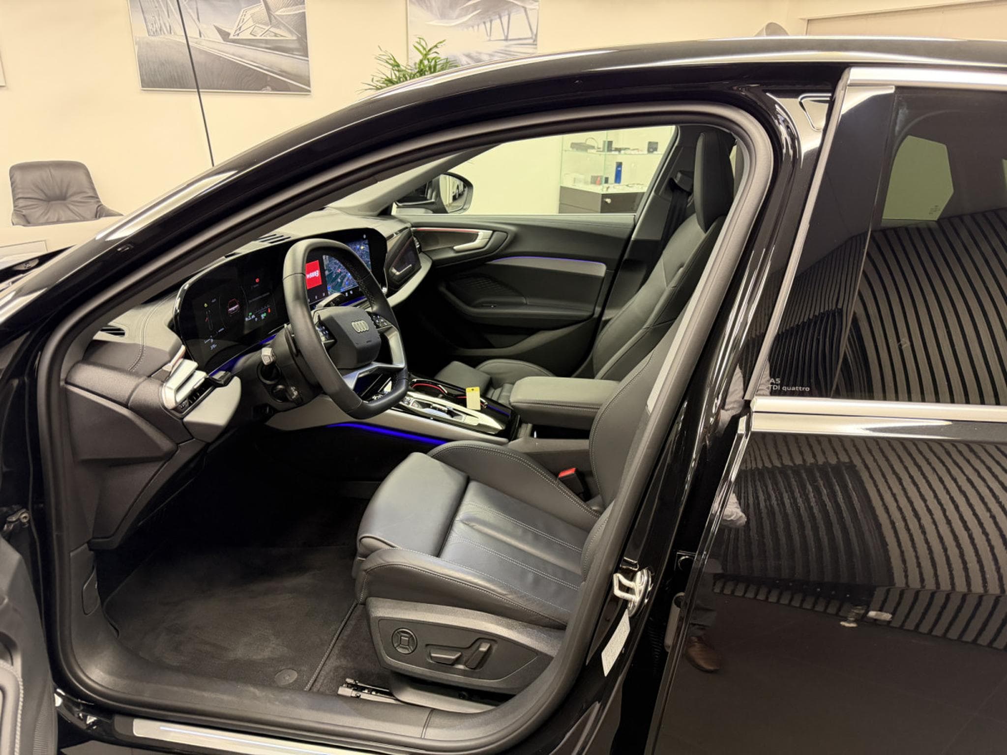 Audi A5 Berline TDI quattro 204 CH / 150 kW S tronic (2026) - Photo 3