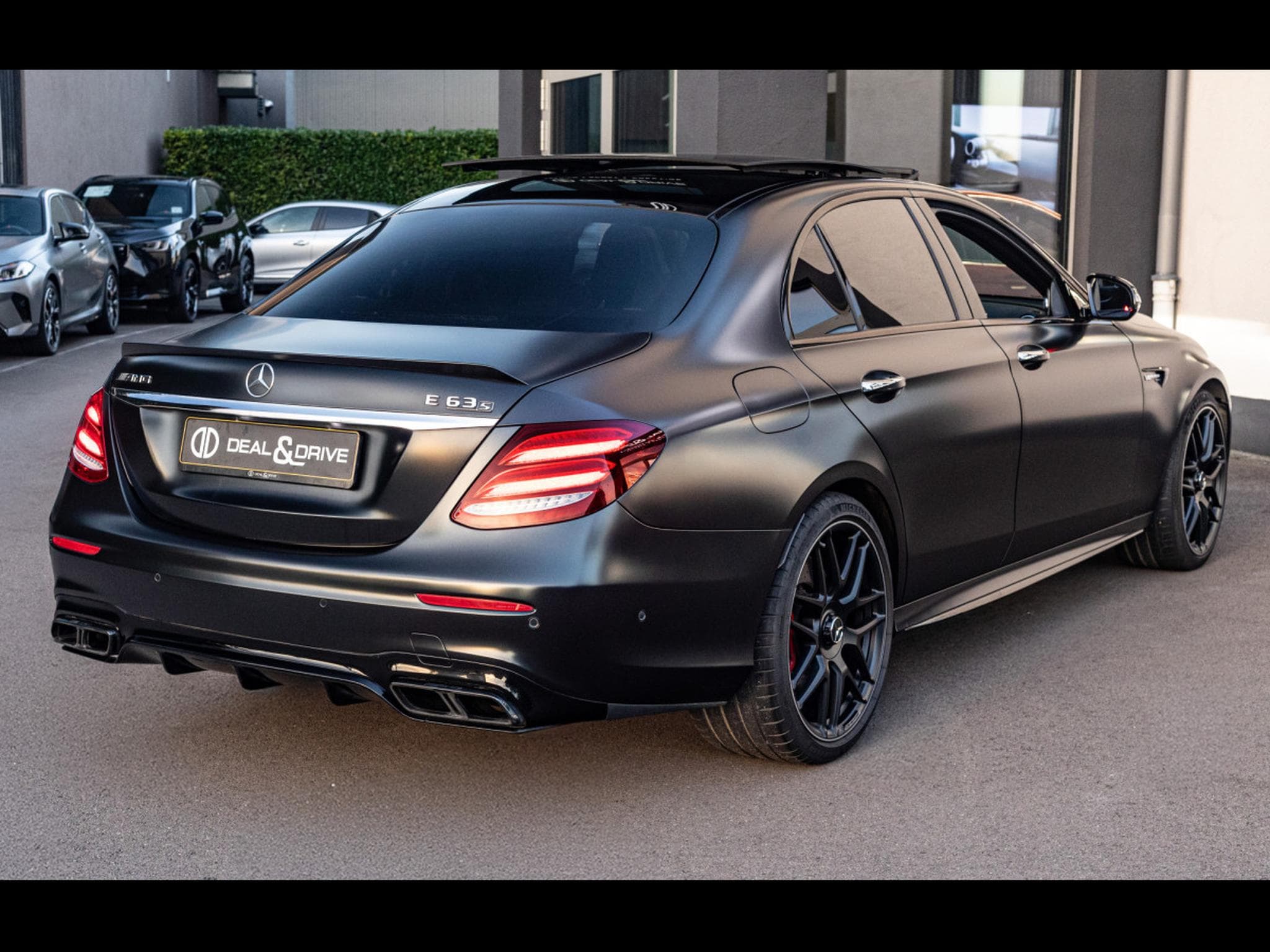 Mercedes E 63 AMG S LIMOUSINE 4MATIC EDITION 1 - DESIGNO MAGNO NIGHT BLACK (2017) - Photo 7
