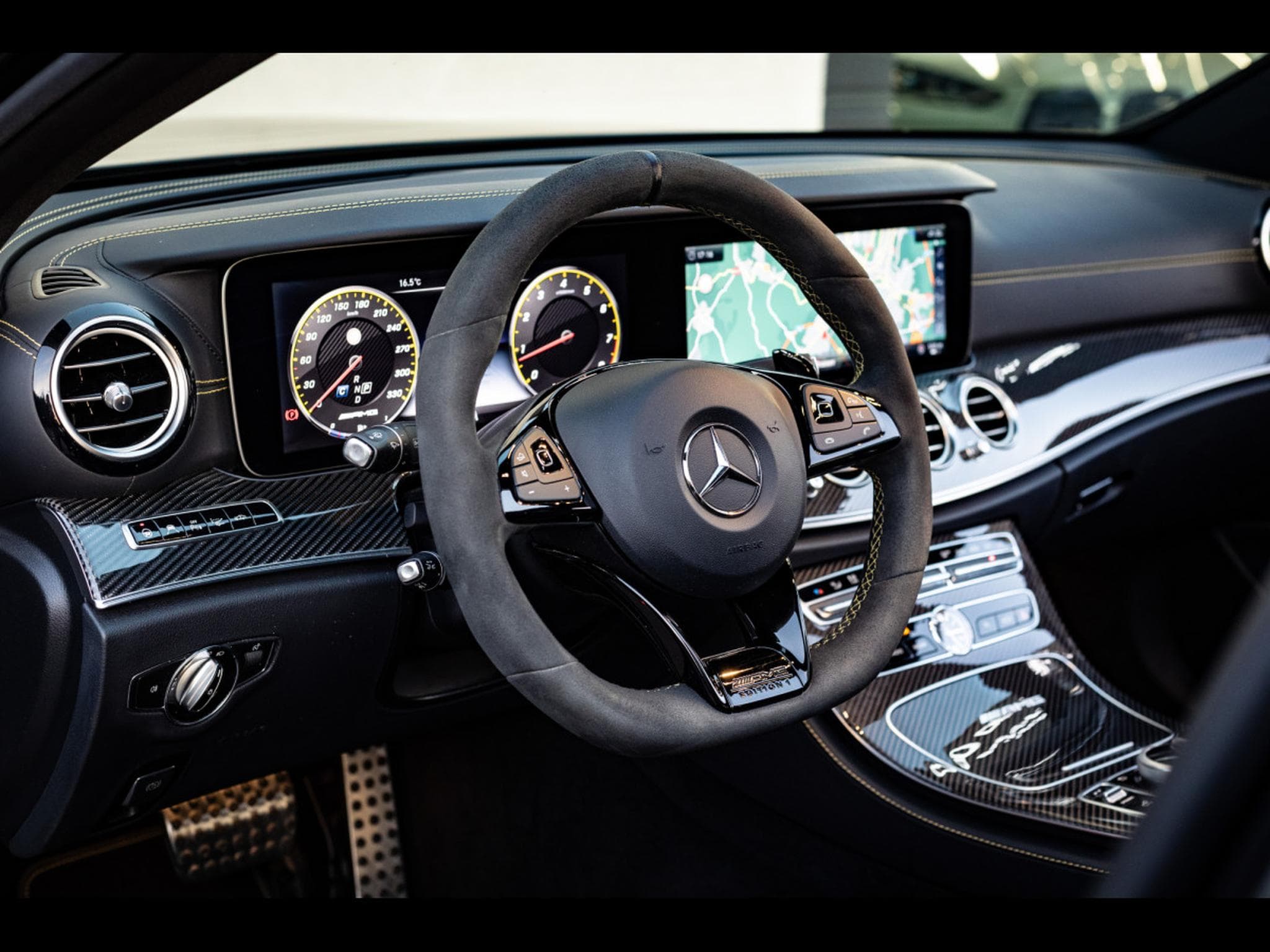 Mercedes E 63 AMG S LIMOUSINE 4MATIC EDITION 1 - DESIGNO MAGNO NIGHT BLACK (2017) - Photo 10