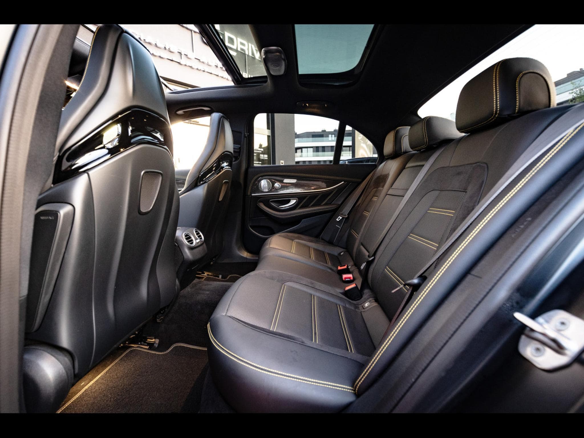 Mercedes E 63 AMG S LIMOUSINE 4MATIC EDITION 1 - DESIGNO MAGNO NIGHT BLACK (2017) - Photo 13