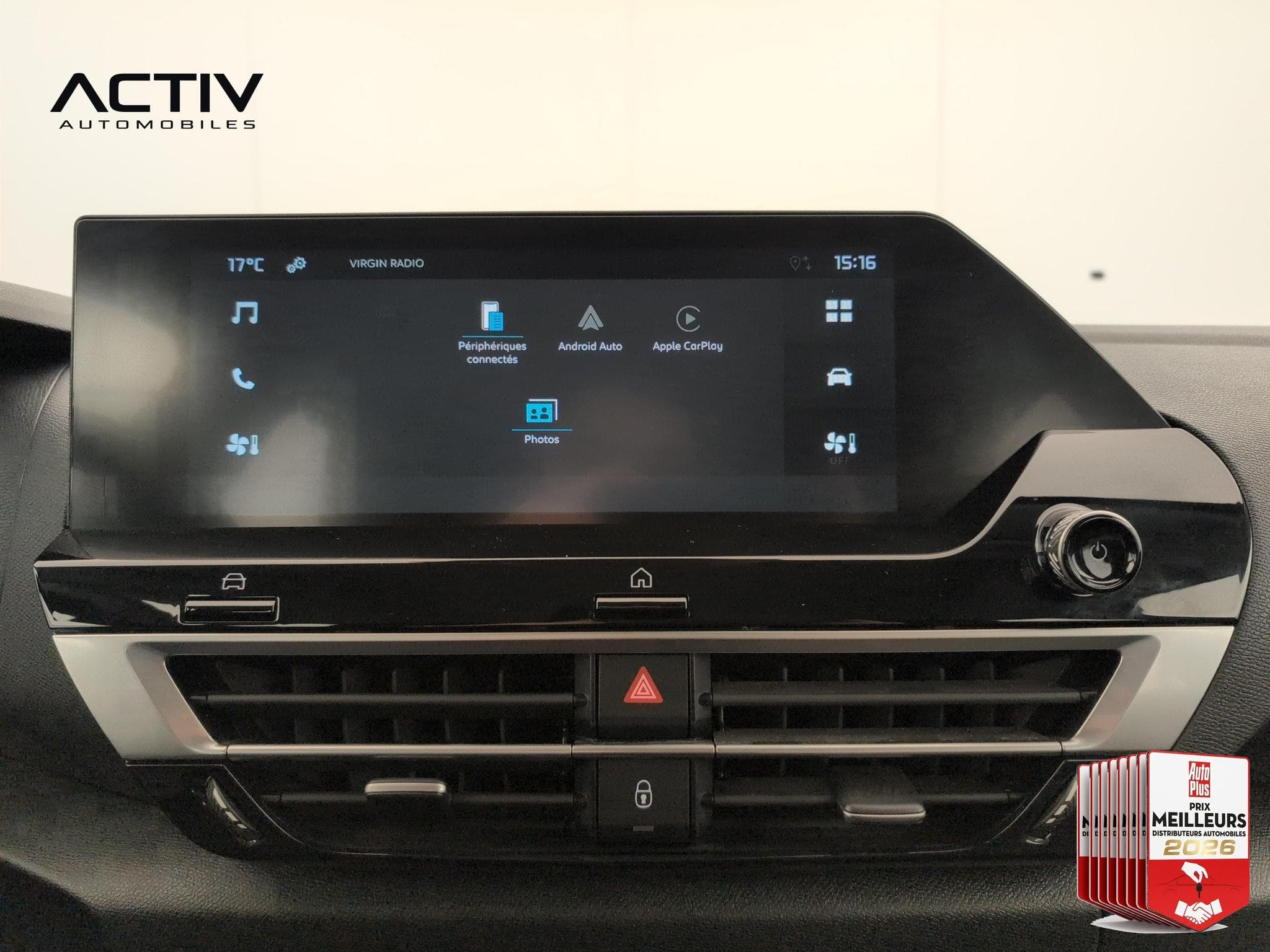 Citroën C4 Hybride 110 ch e-DCS6 You (2025) - Photo 18