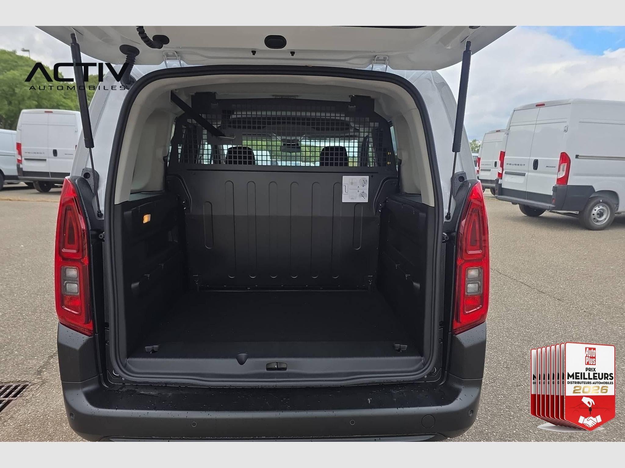 Citroën Berlingo CA M BLUEHDI 100 S&S BVM6 (2026) - Photo 11