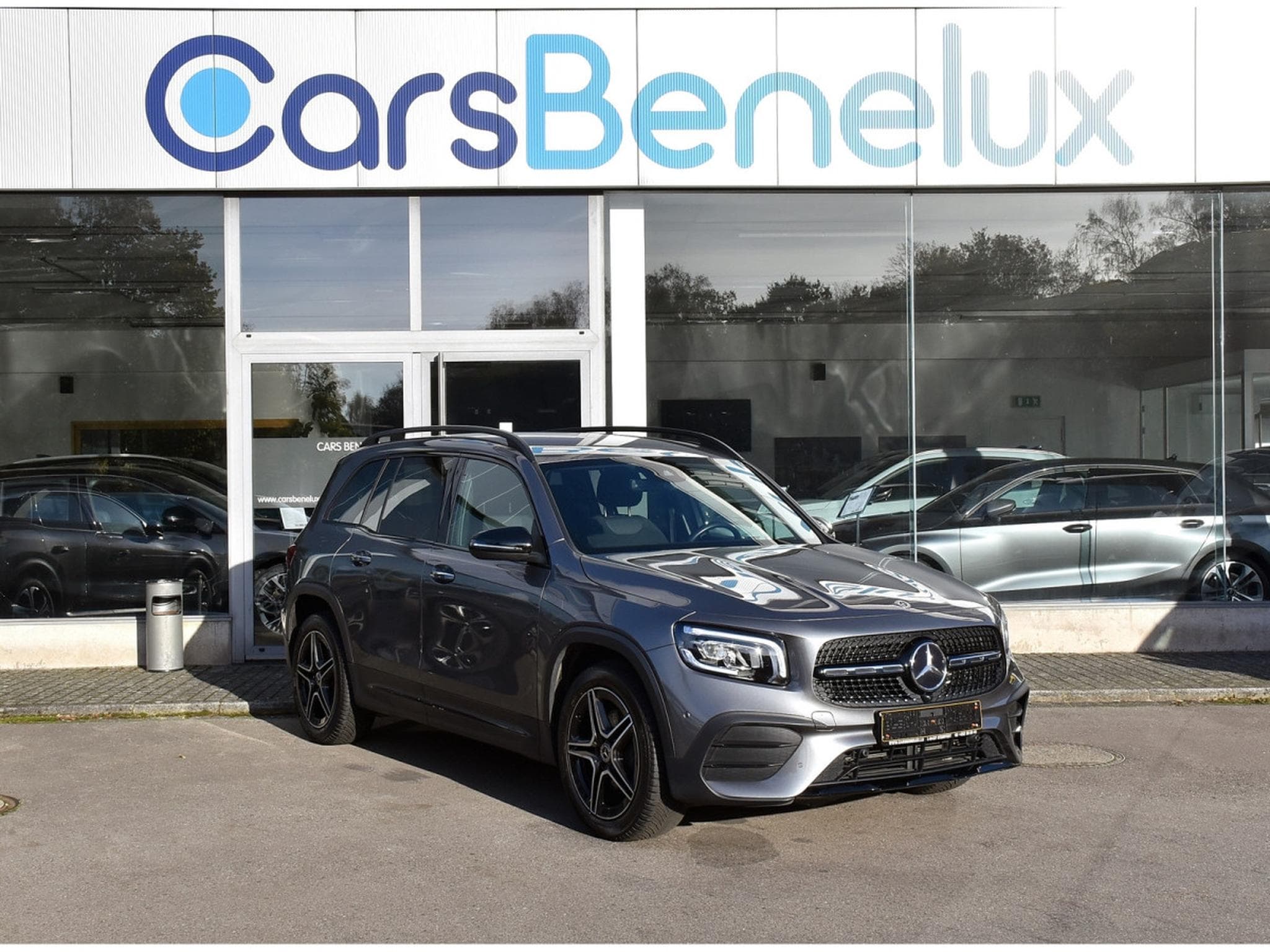 Mercedes GLB 180 d AMG Line 8G-DCT 7 PL. GPS LANE KEYLESS NIGHT (2023) - Foto 1