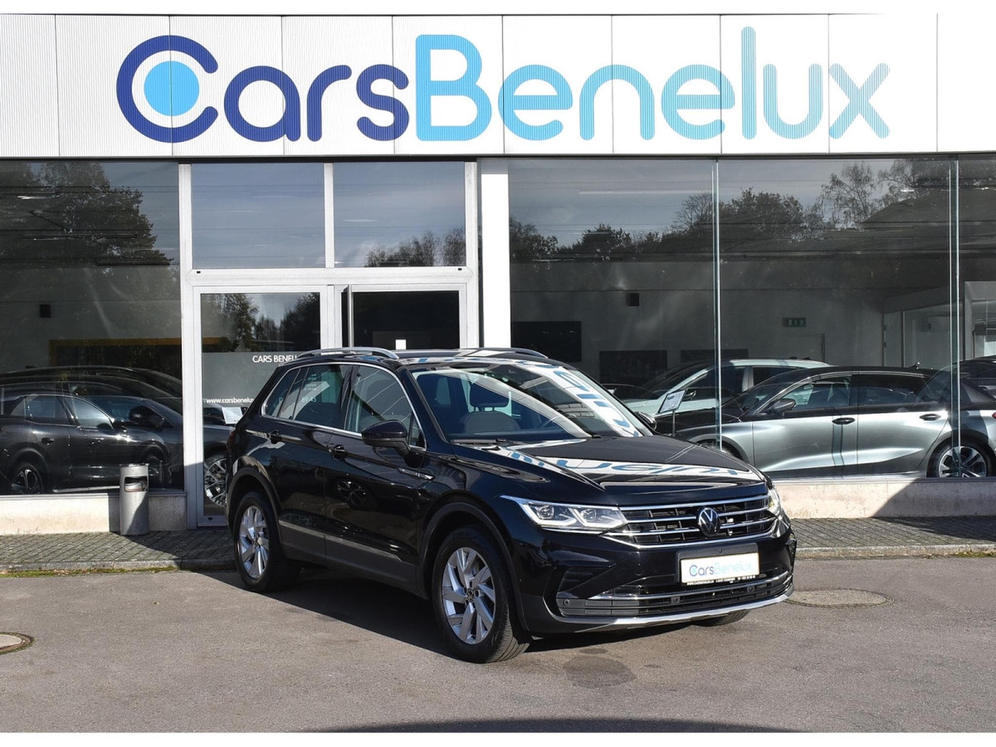 VW Tiguan 2.0 TDI 4Motion Elegance DSG ACC LANE KEYLESS 1° MAIN (2023) - Foto 1