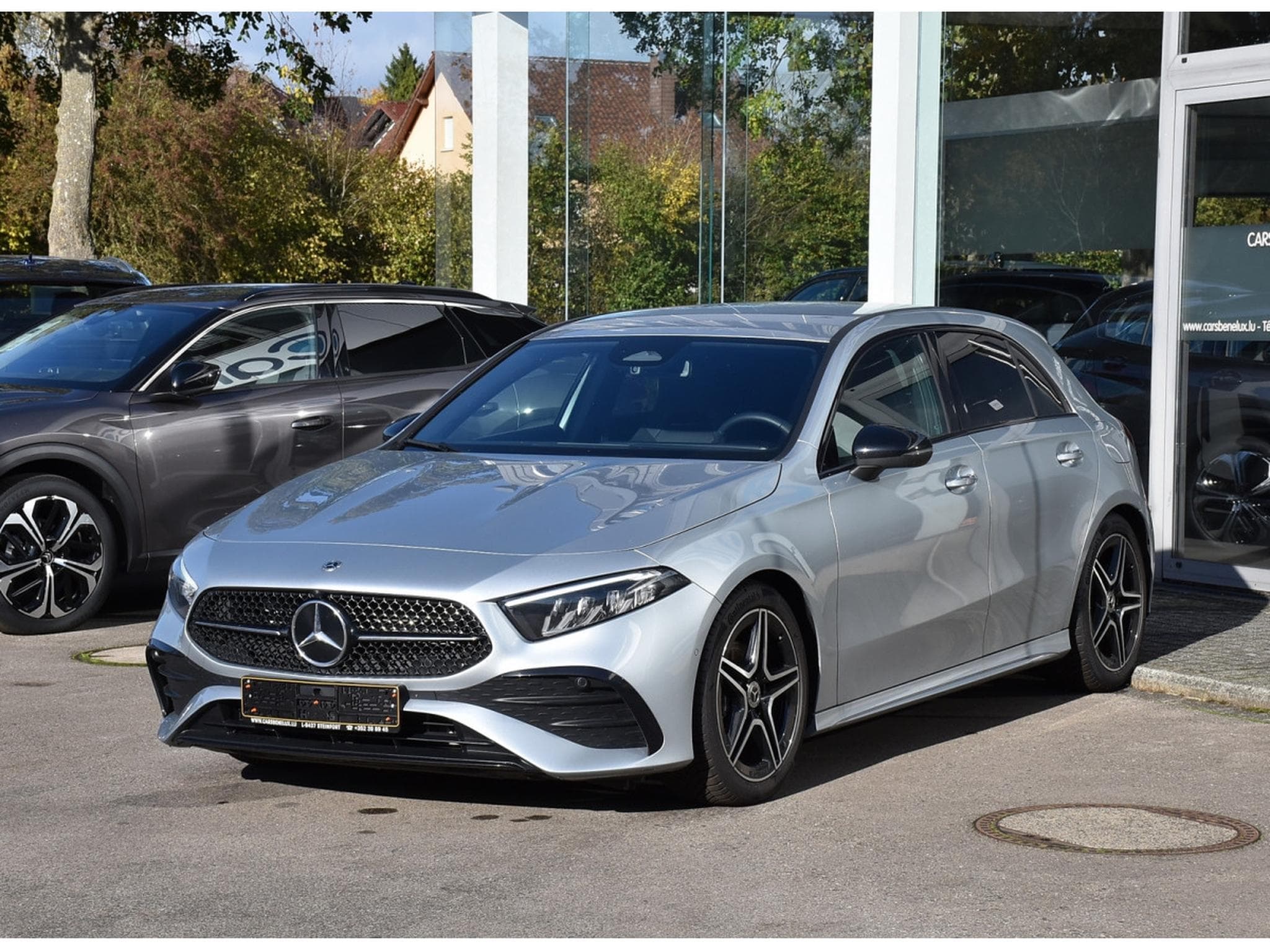 Mercedes A 200 AMG Line 7G-Tronic ACC NIGHT CAM KEYLESS 1° MAIN (2025) - Foto 2