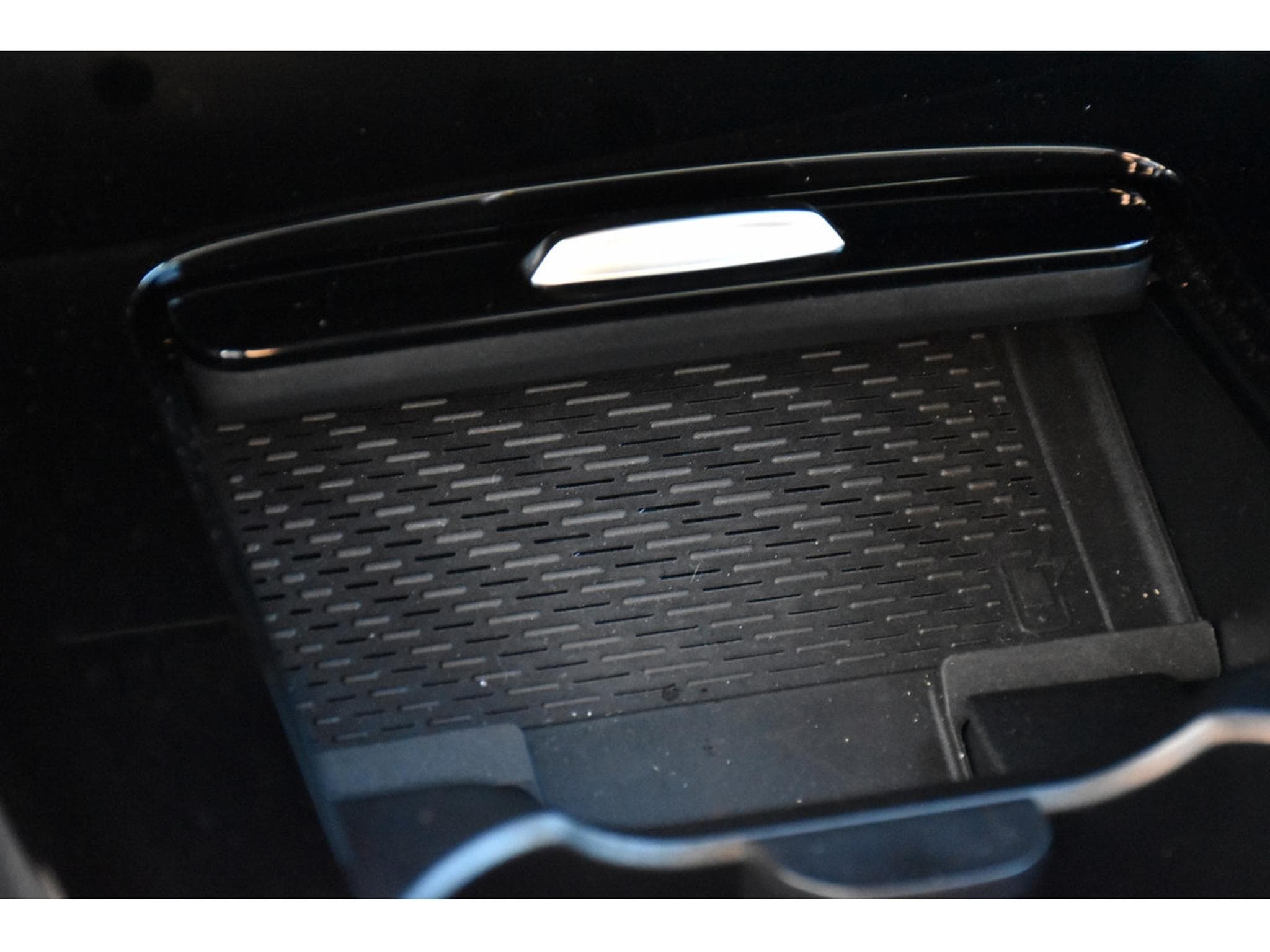 Mercedes A 200 AMG Line 7G-Tronic ACC NIGHT CAM KEYLESS 1° MAIN (2025) - Foto 20