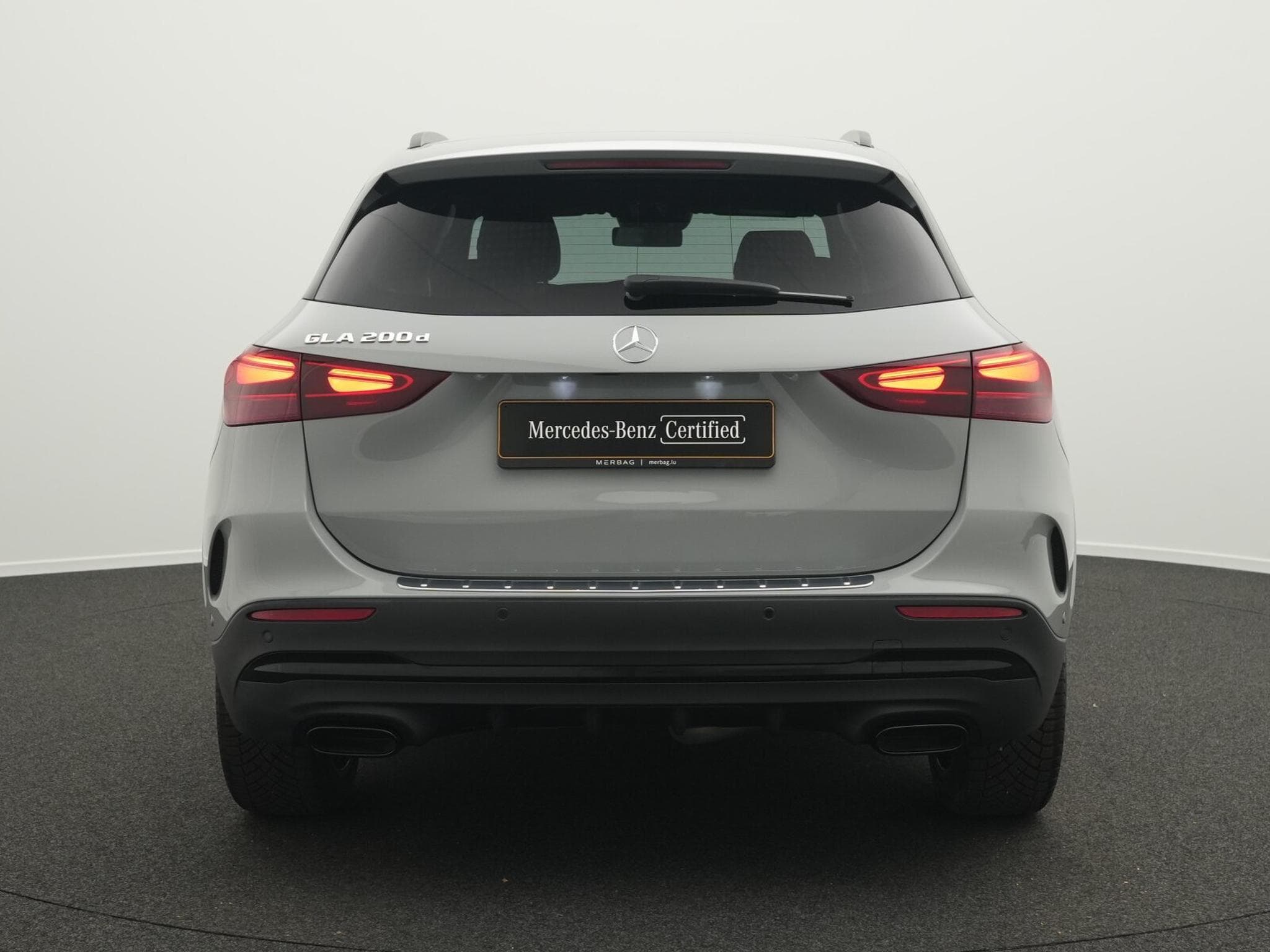 Mercedes GLA 200 d AMG-Line Multi+Kamera+Night+20"+MBUX (2025) - Photo 4