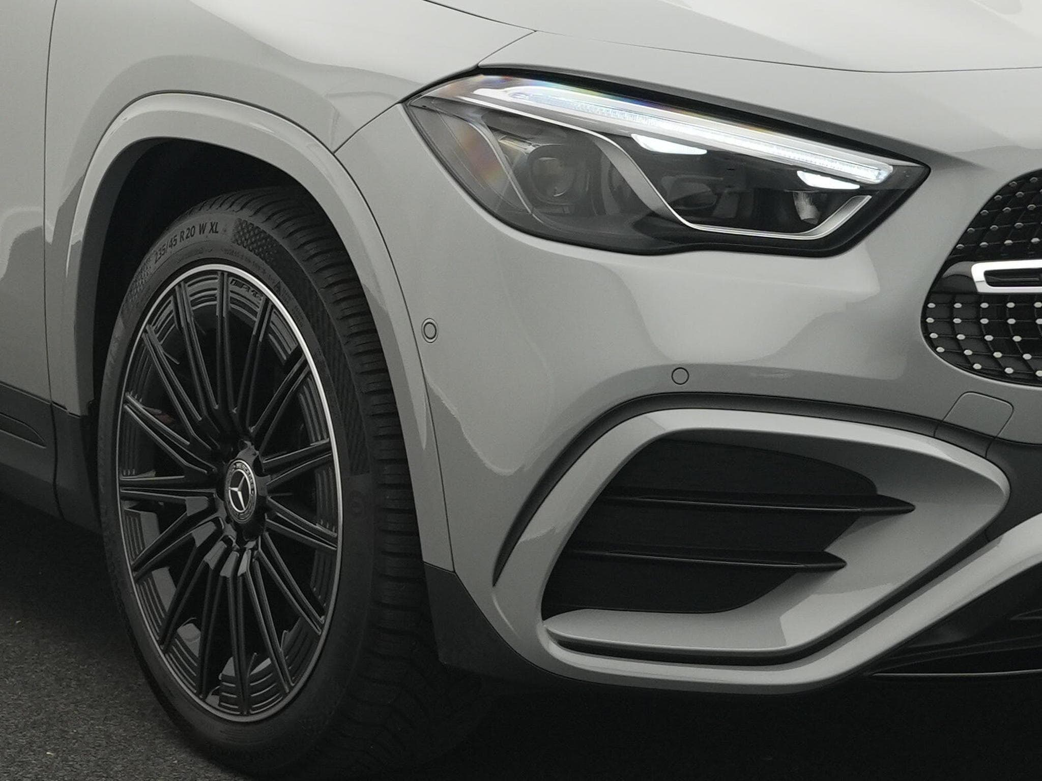 Mercedes GLA 200 d AMG-Line Multi+Kamera+Night+20"+MBUX (2025) - Photo 9