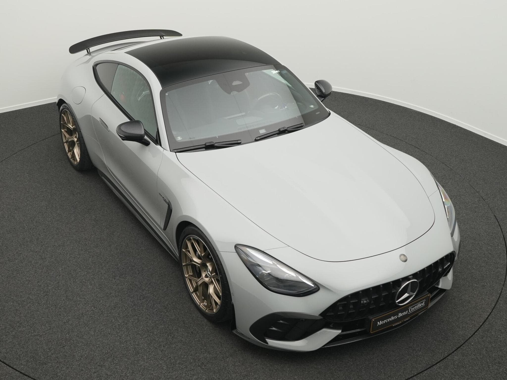 Mercedes GT 63 PRO 4M Aero+Carbon+Perform+Keramik (2026) - Photo 12