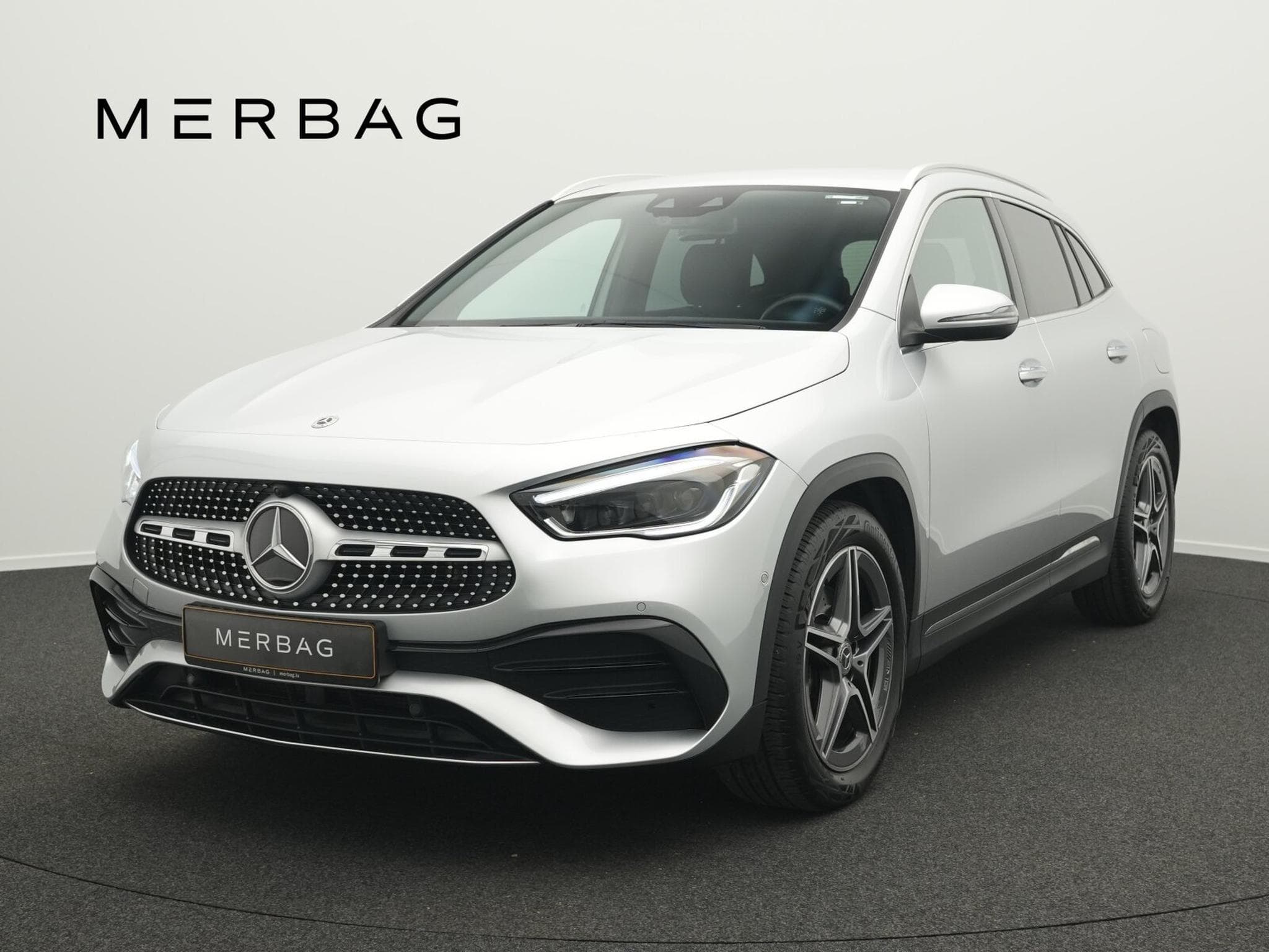 Mercedes GLA 180 AMG-Line Multi+Kamera+MBUX+Ambi+19" (2021) - Photo 1