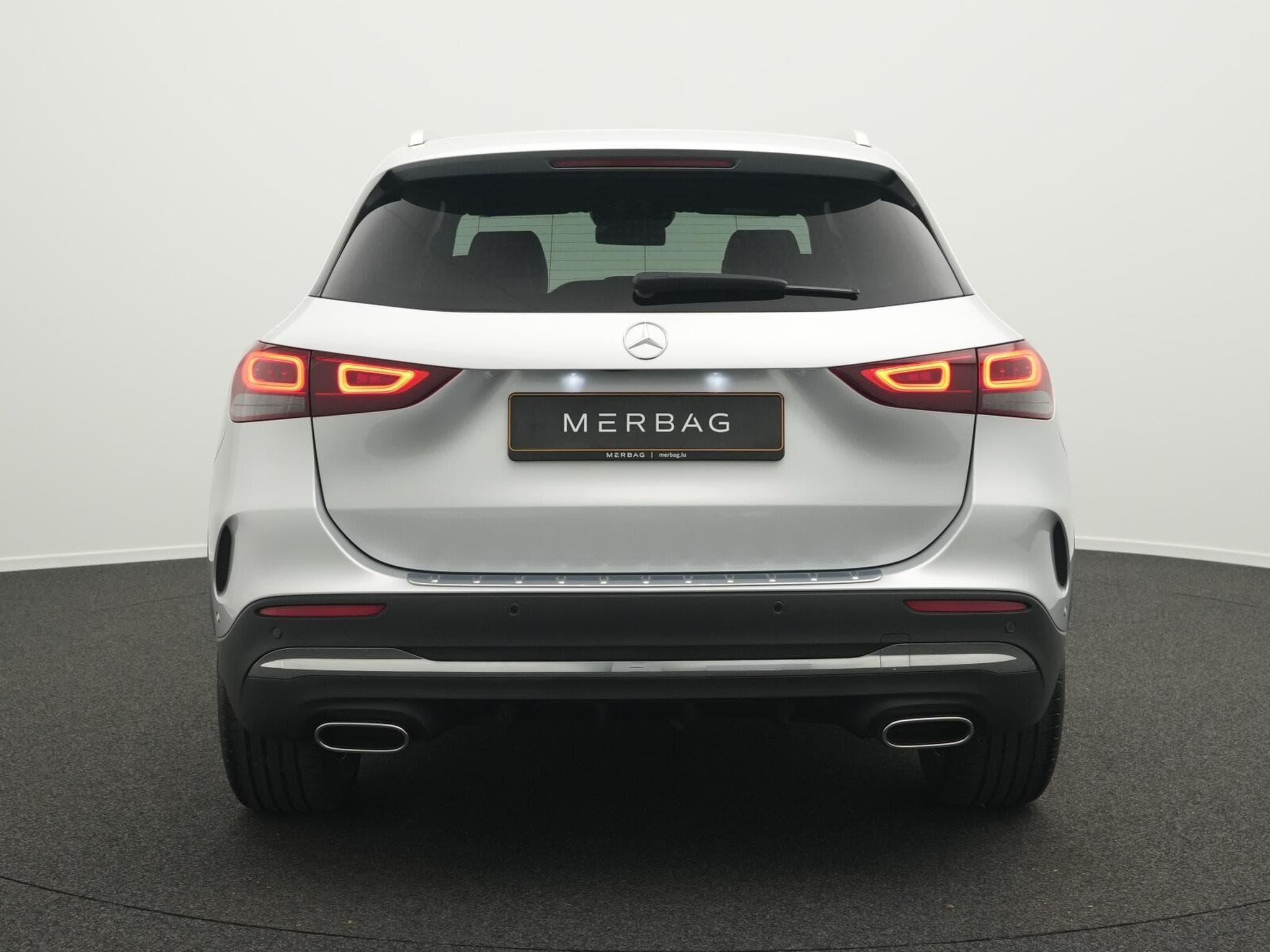 Mercedes GLA 180 AMG-Line Multi+Kamera+MBUX+Ambi+19" (2021) - Photo 4