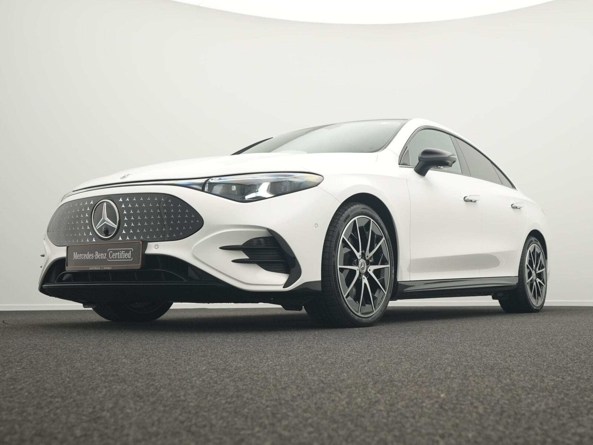 Mercedes CLA 250 + AMG-Line Multi+Pano+Kamera+Night+Memo (2025) - Photo 10