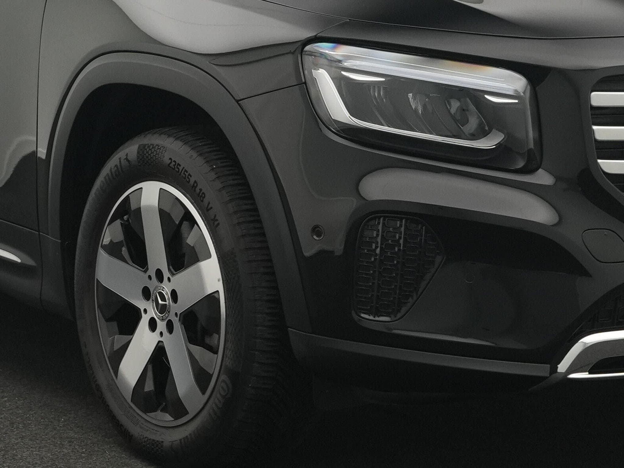 Mercedes GLB 180 d Progressive LED+Kamera+EasyPack+18" (2025) - Photo 9