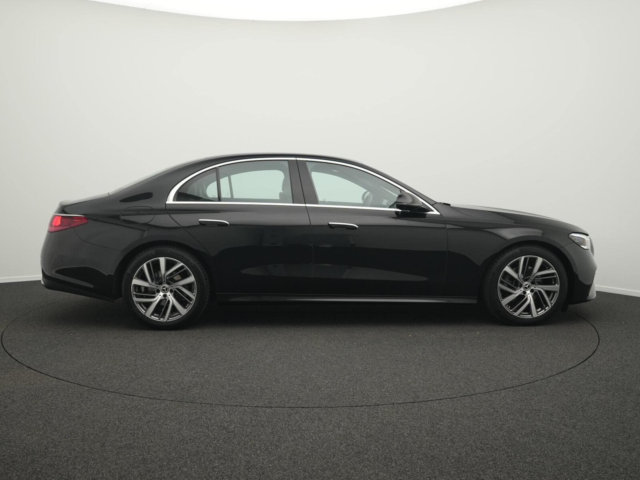 Mercedes E 220 d Avantgarde (2025) - Photo 5