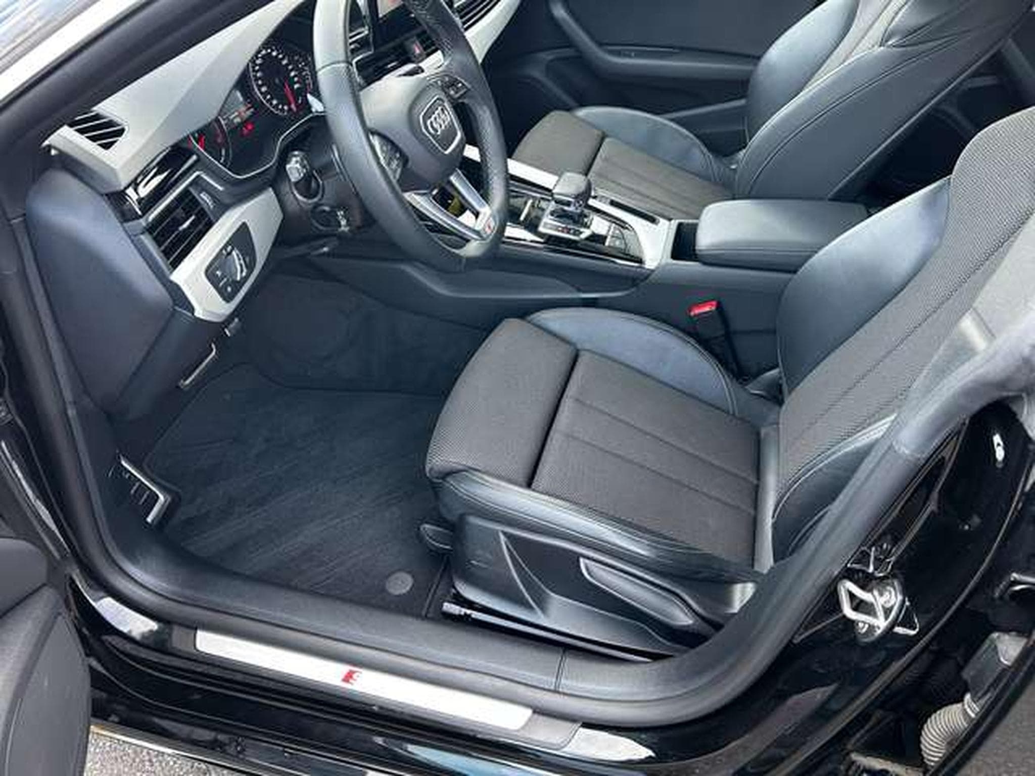 Audi A5 2.0 TFSI 150 CV S-TRONIC (2023) - Photo 10