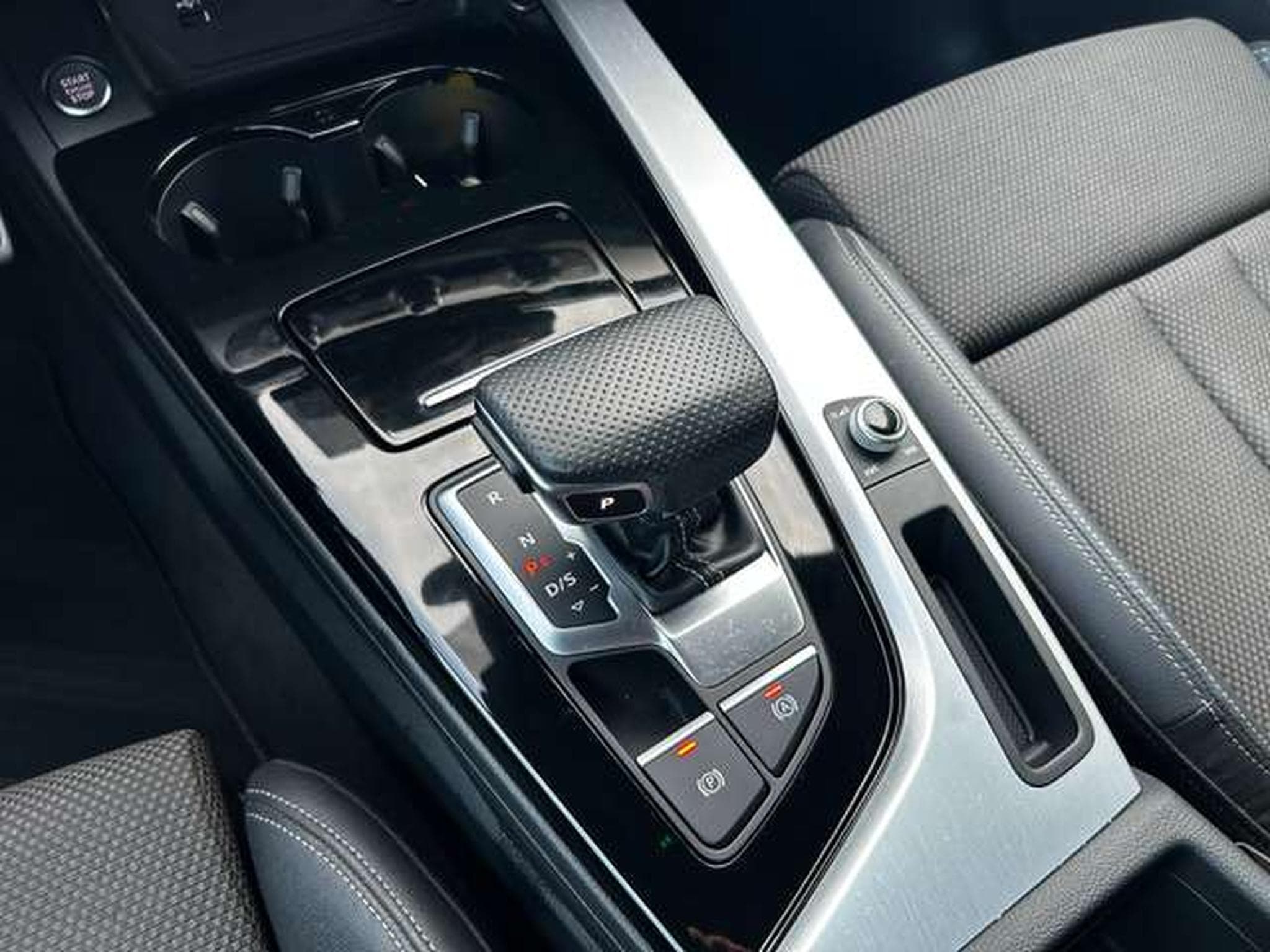 Audi A5 2.0 TFSI 150 CV S-TRONIC (2023) - Photo 11