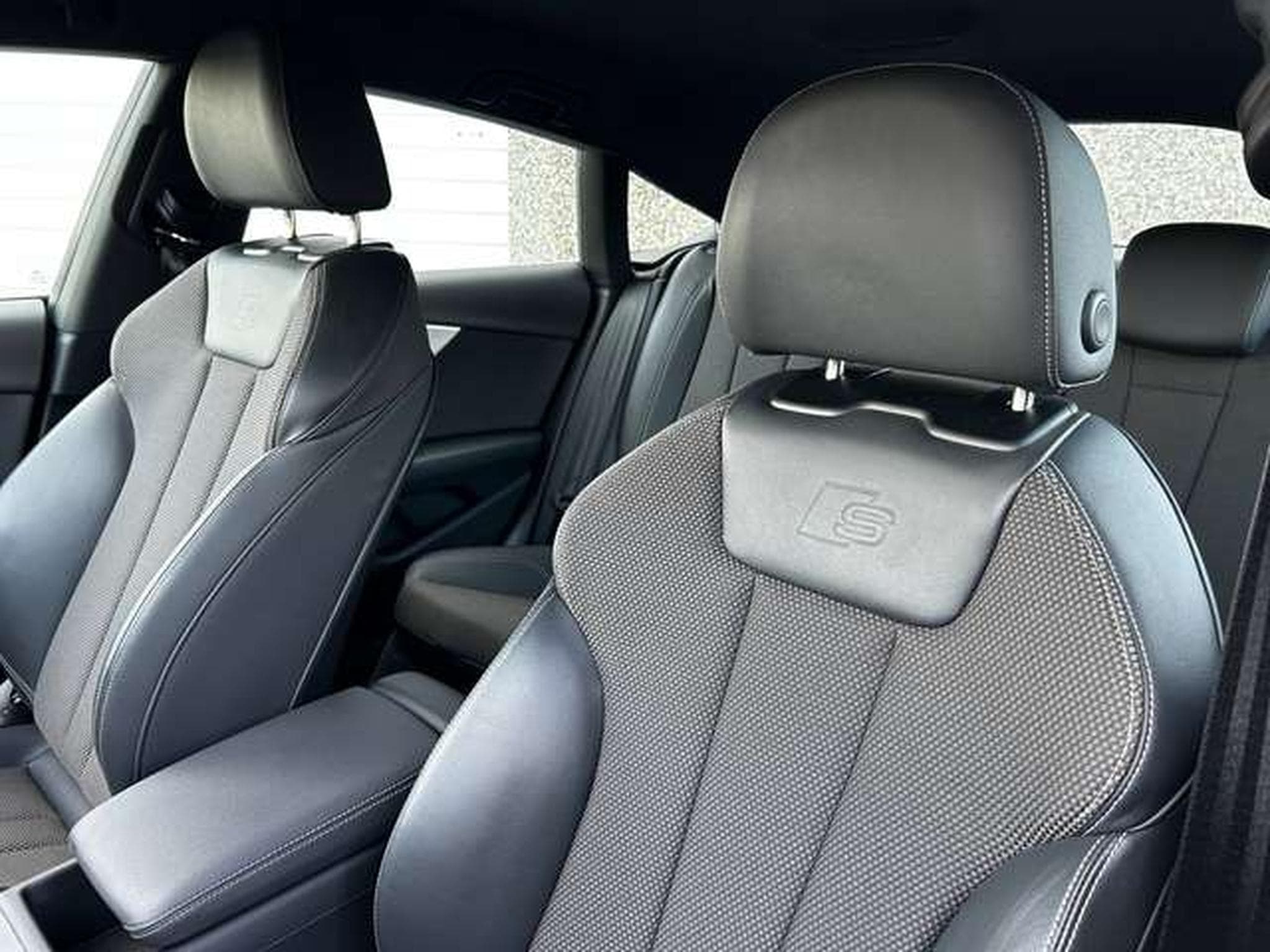 Audi A5 2.0 TFSI 150 CV S-TRONIC (2023) - Photo 8