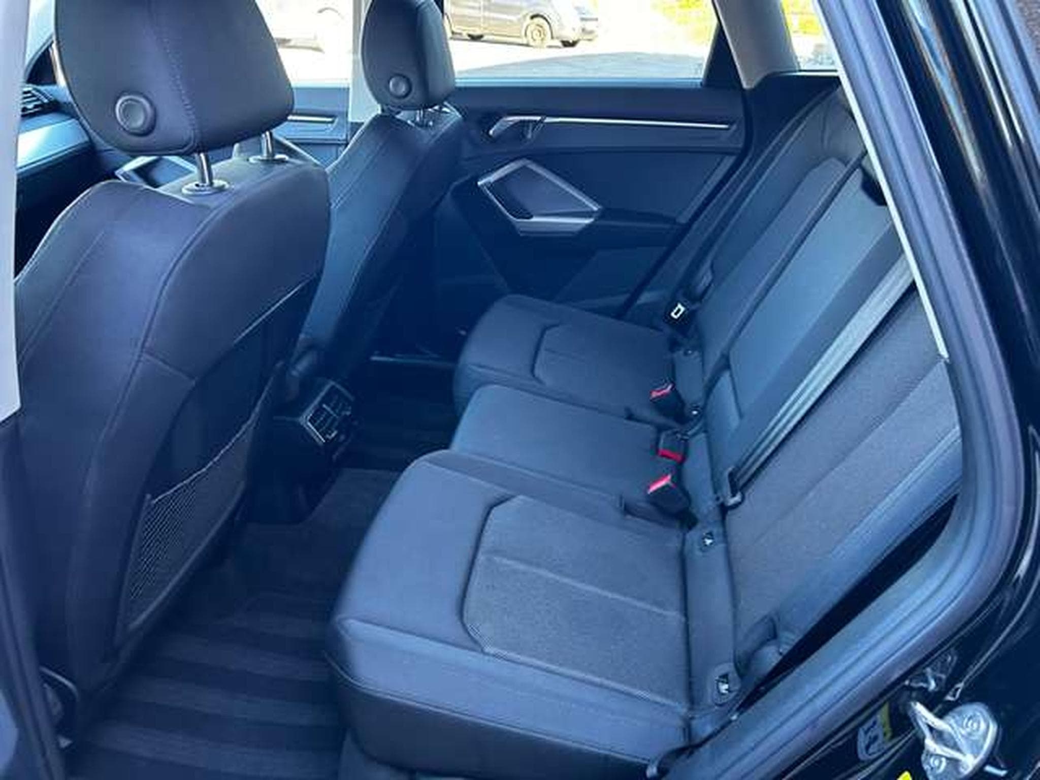 Audi Q3 1.5 TFSI 150 CV S-TRONIC (2025) - Photo 15