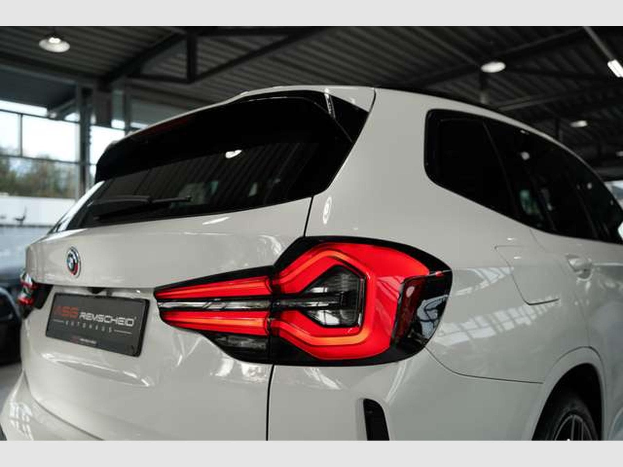 BMW X3M i *1.Hand *21 *Schale *Pano *H&K *AHK (2023) - Photo 12