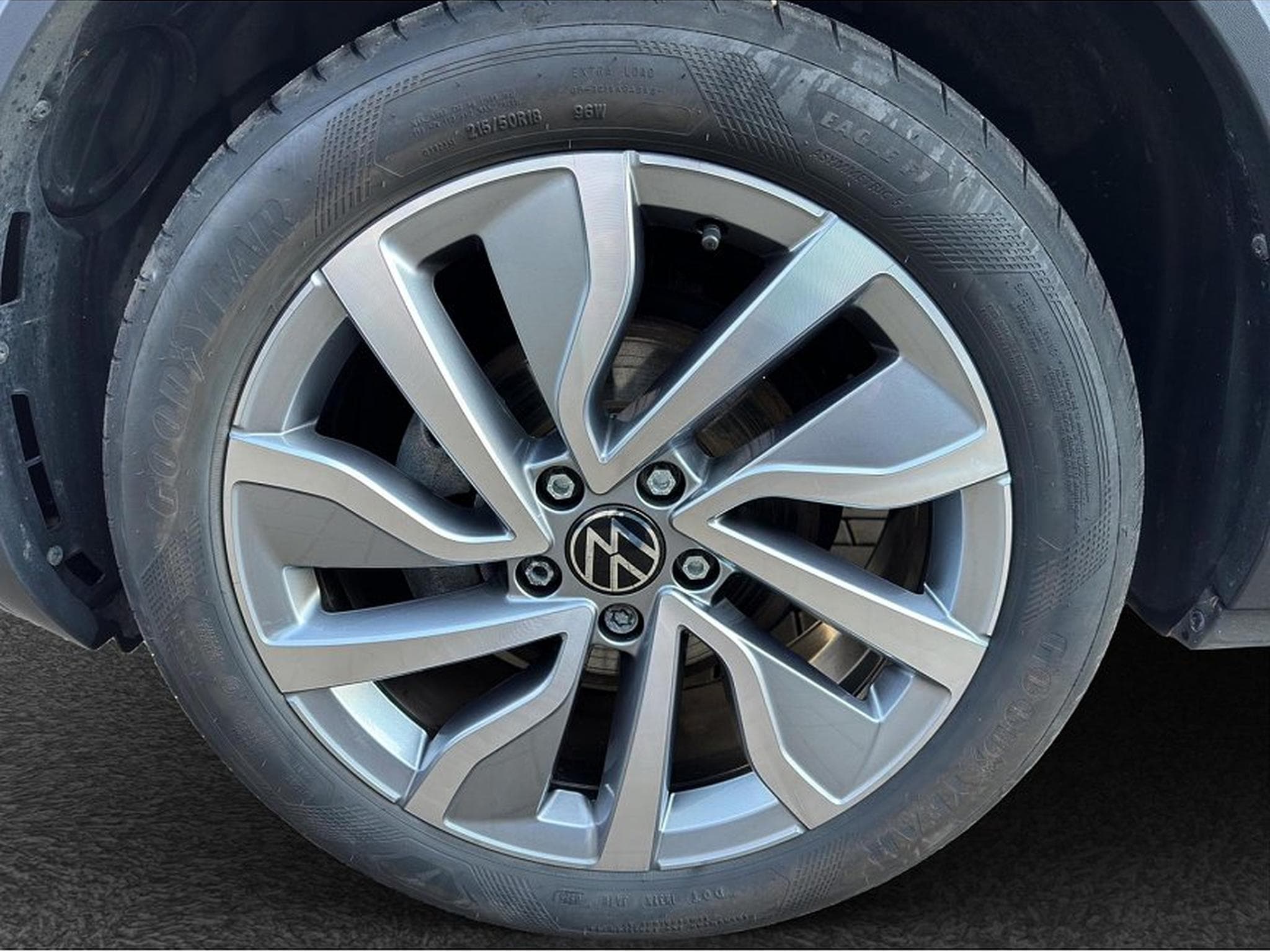 VW T-Roc (2025) - Photo 23