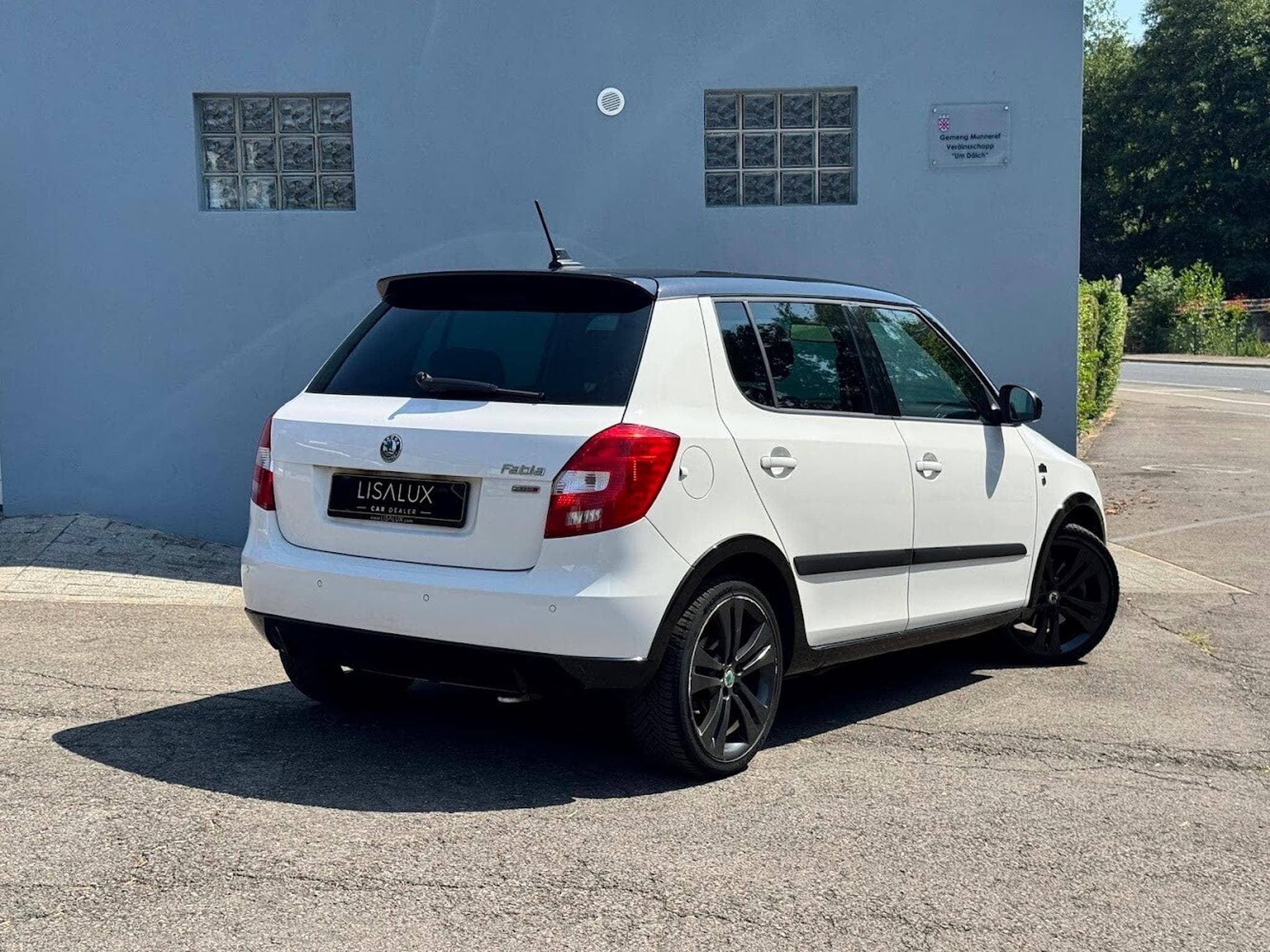 Skoda Fabia 1.6 TDI 105 MONTE CARLO (2011) - Photo 2