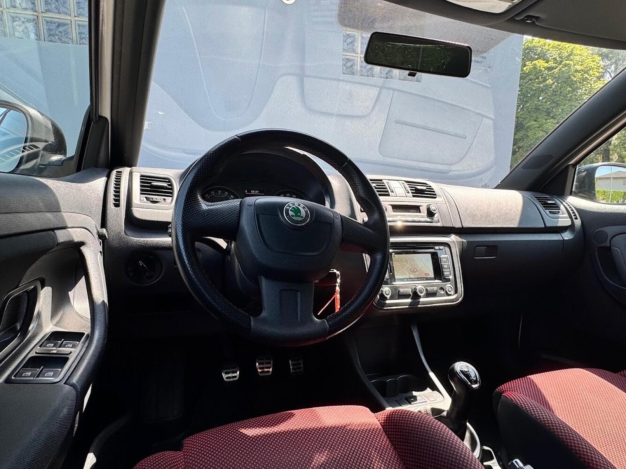 Skoda Fabia 1.6 TDI 105 MONTE CARLO (2011) - Photo 8