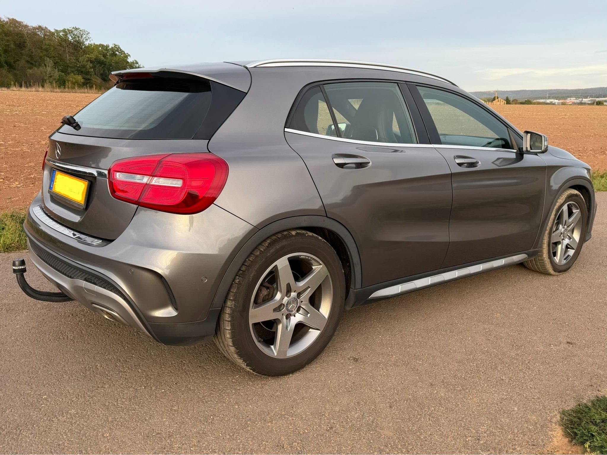 Mercedes GLA 220 AMG-Line (2015) - Photo 3