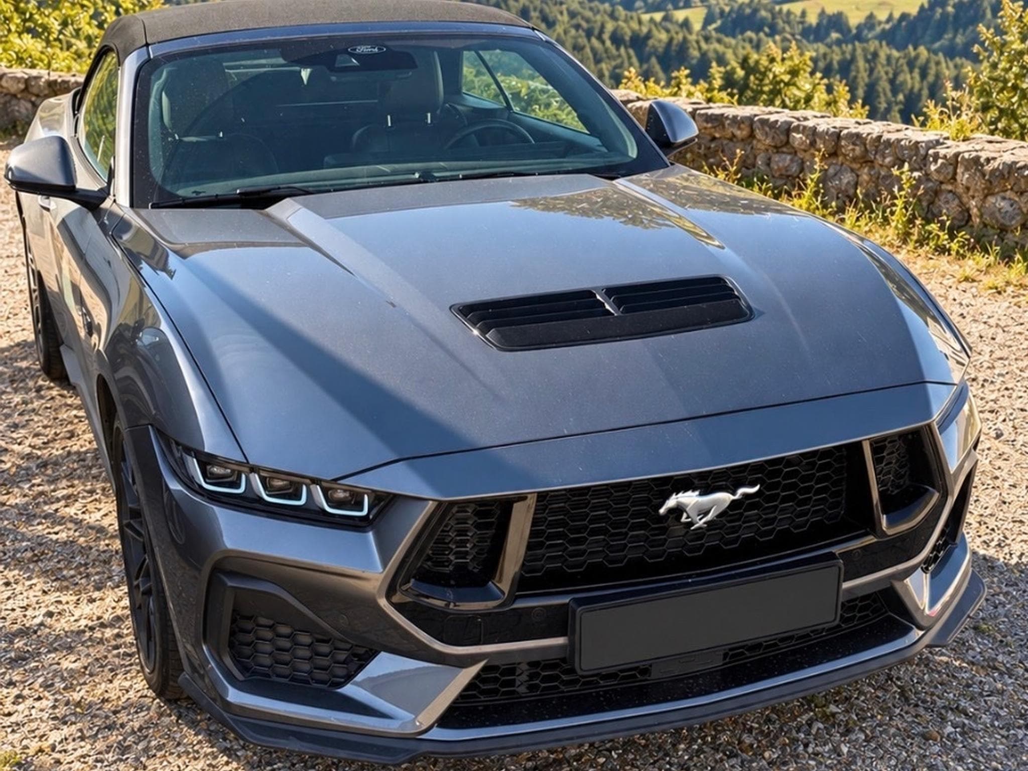 Ford Mustang GT Convertible 5.0 Magna Ride (2024) - Foto 1