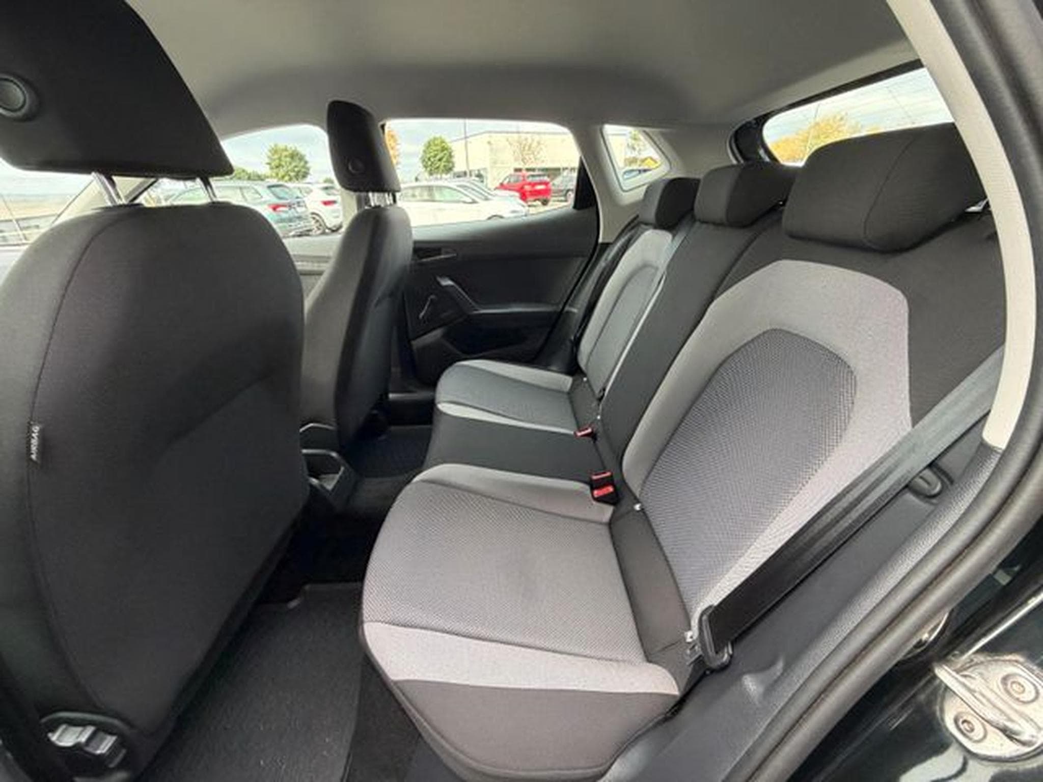 Seat Ibiza Ibiza Style 6-Gang Navi Sitzhz PDC Bluetooth DAB (2019) - Foto 12