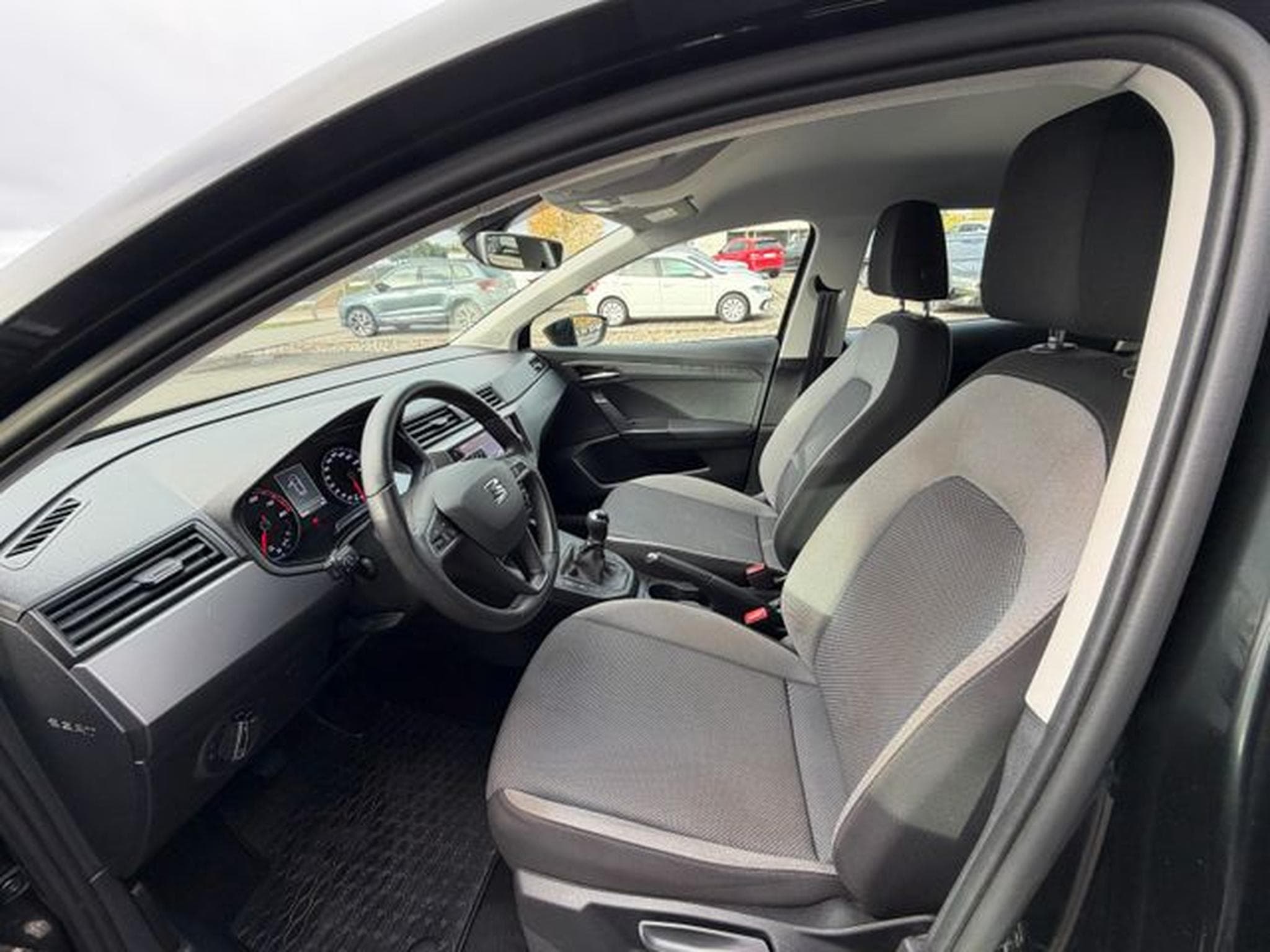 Seat Ibiza Ibiza Style 6-Gang Navi Sitzhz PDC Bluetooth DAB (2019) - Foto 9