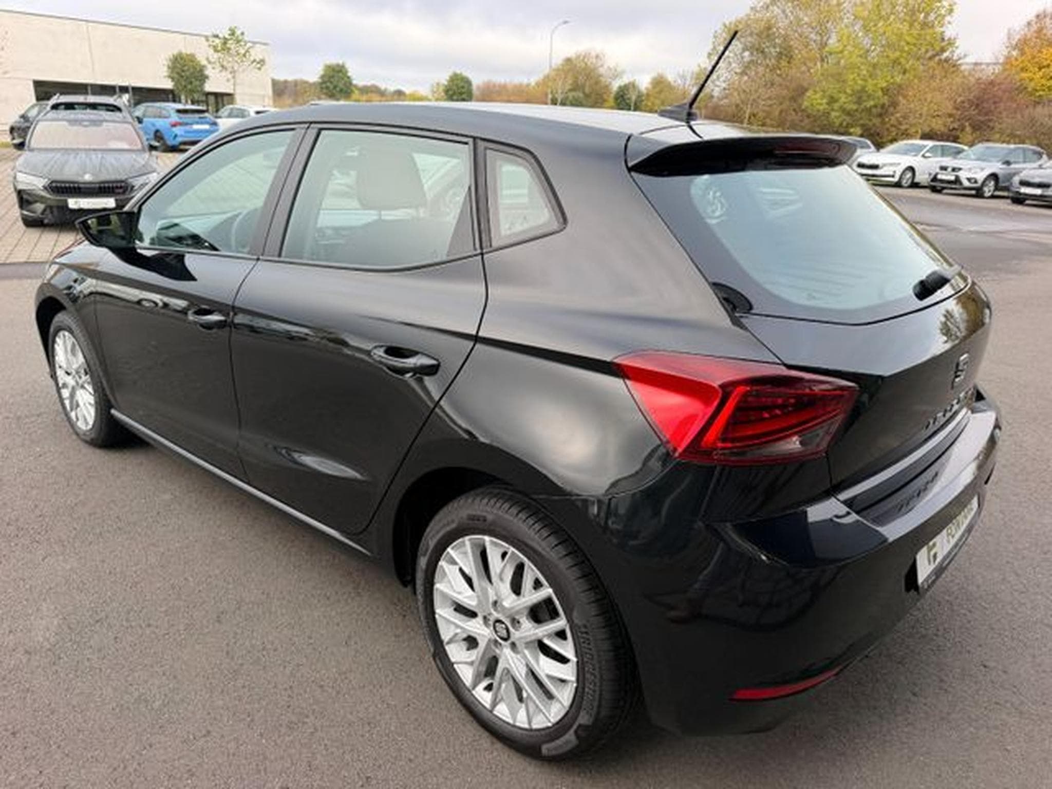 Seat Ibiza Ibiza Style 6-Gang Navi Sitzhz PDC Bluetooth DAB (2019) - Foto 7