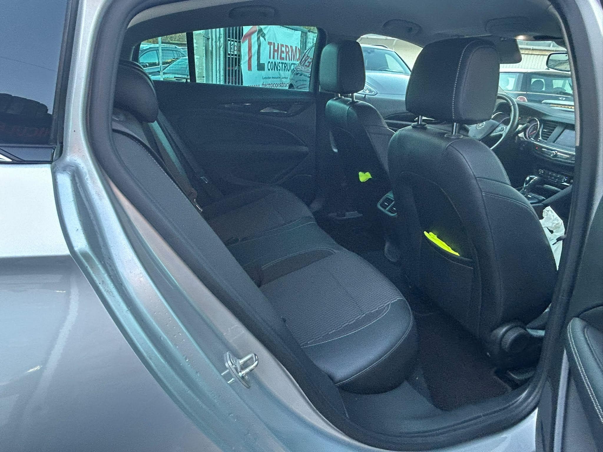 Opel Insignia 1.5 d 122cv AUTOMATIQUE (2021) - Foto 12