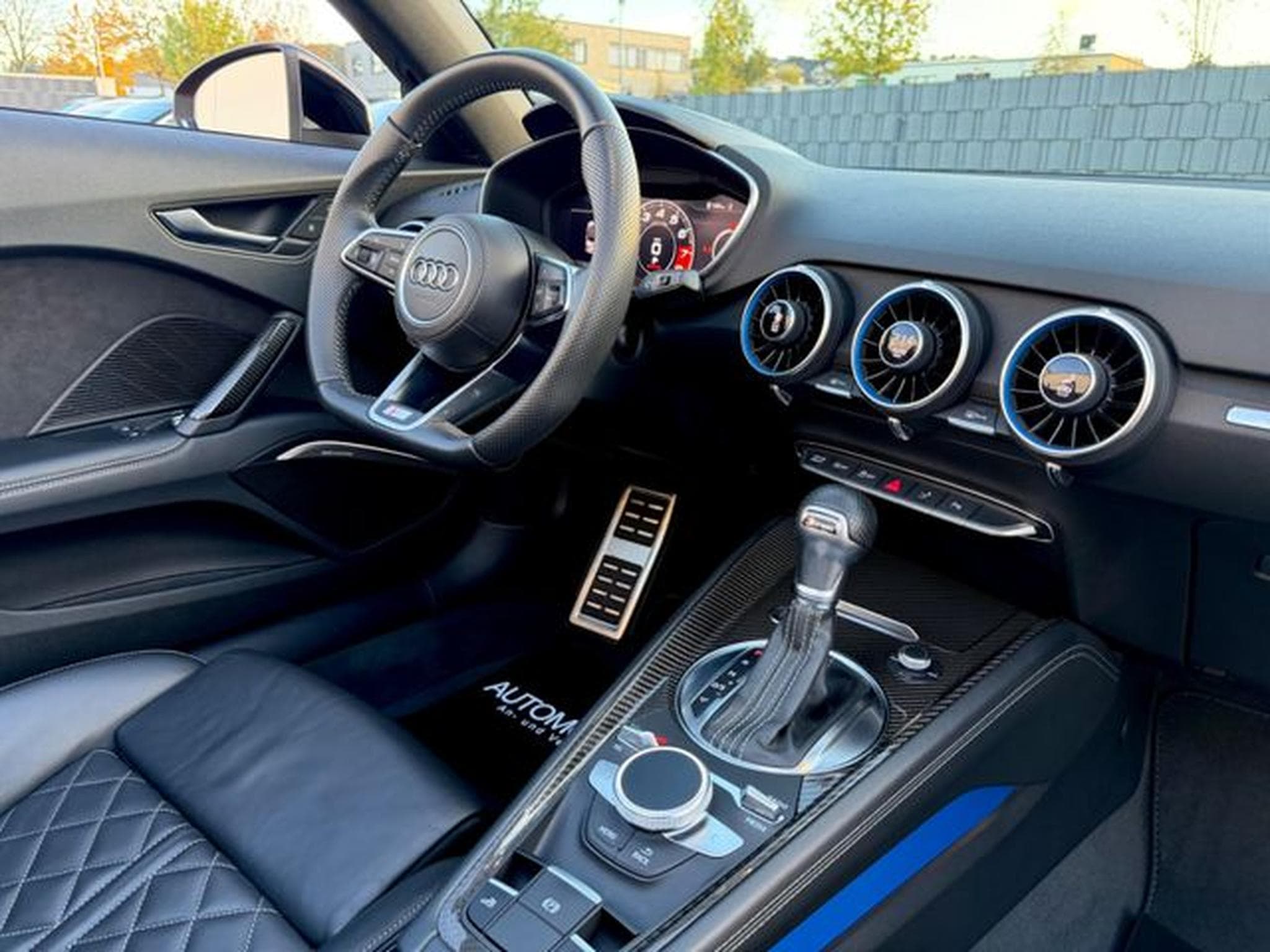 Audi TT TT Roadster 45 TFSI quattro S line Sport Plus (2019) - Photo 11