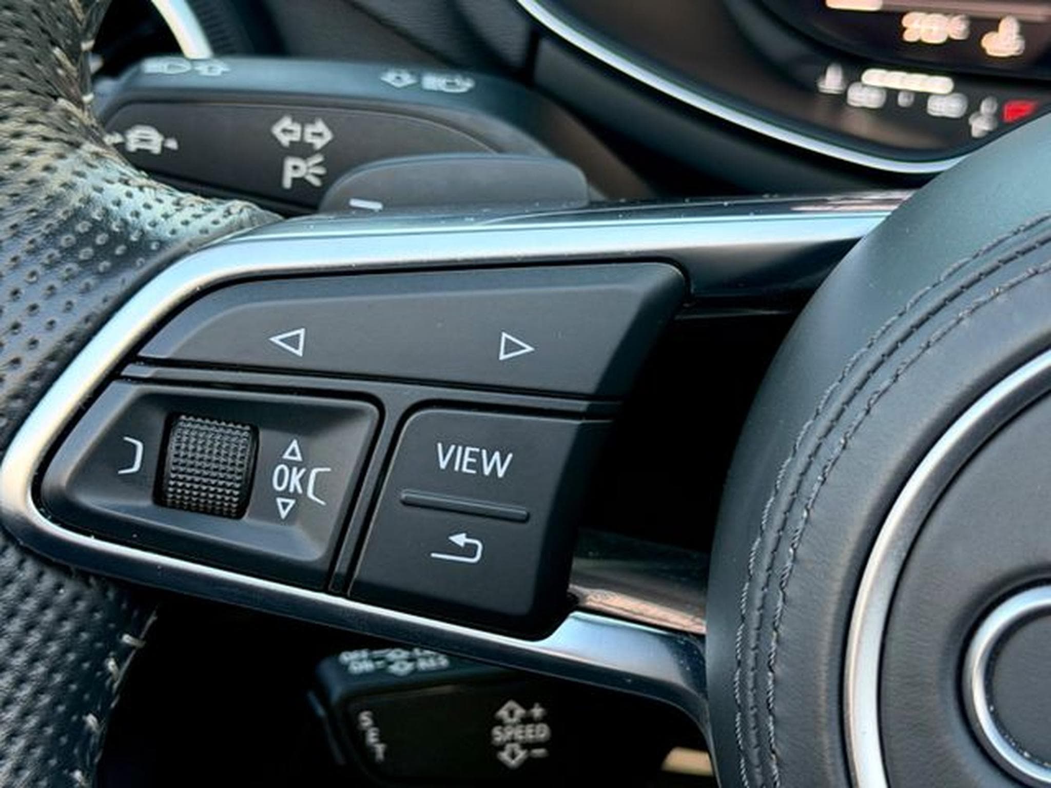 Audi TT TT Roadster 45 TFSI quattro S line Sport Plus (2019) - Photo 15