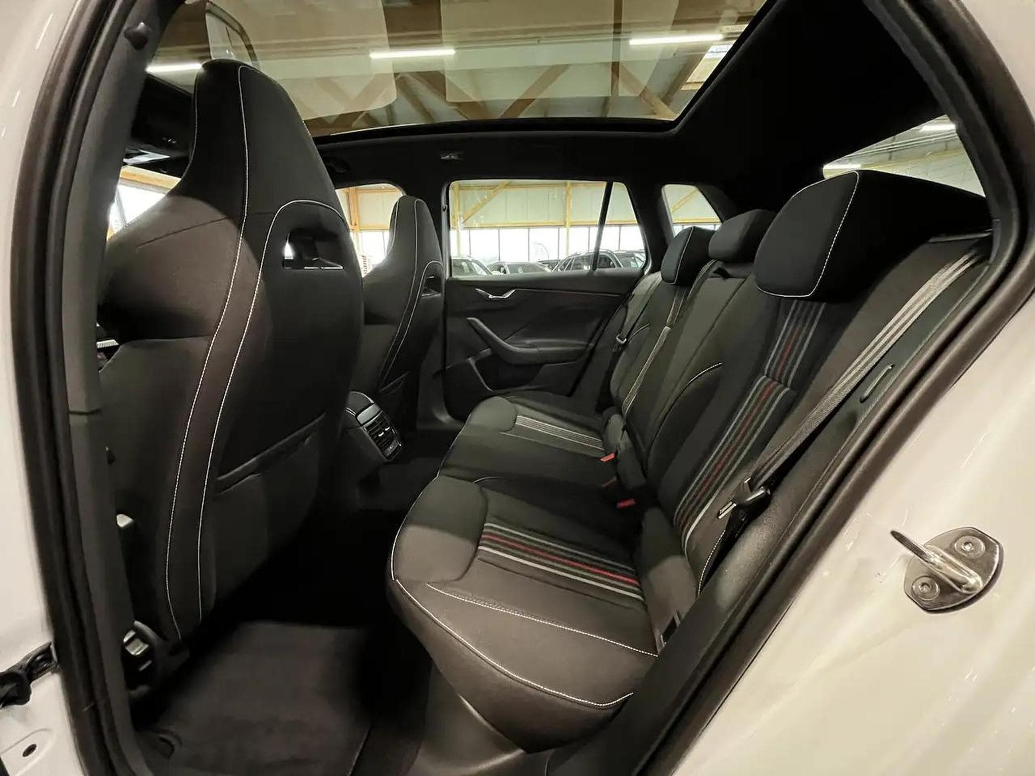 Skoda Kamiq (2026) - Foto 10