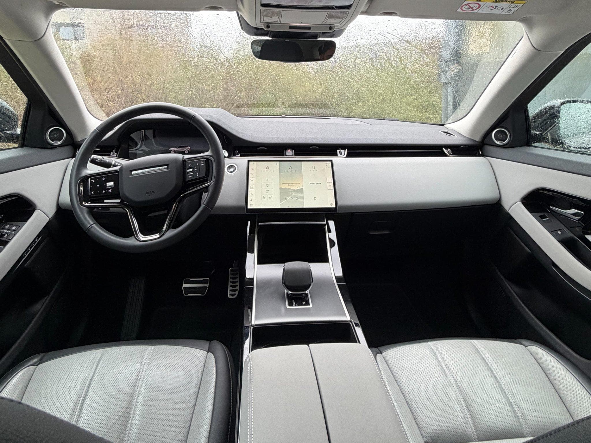 Land-Rover Range Rover Evoque D200 - R-Dynamic (2024) - Photo 2