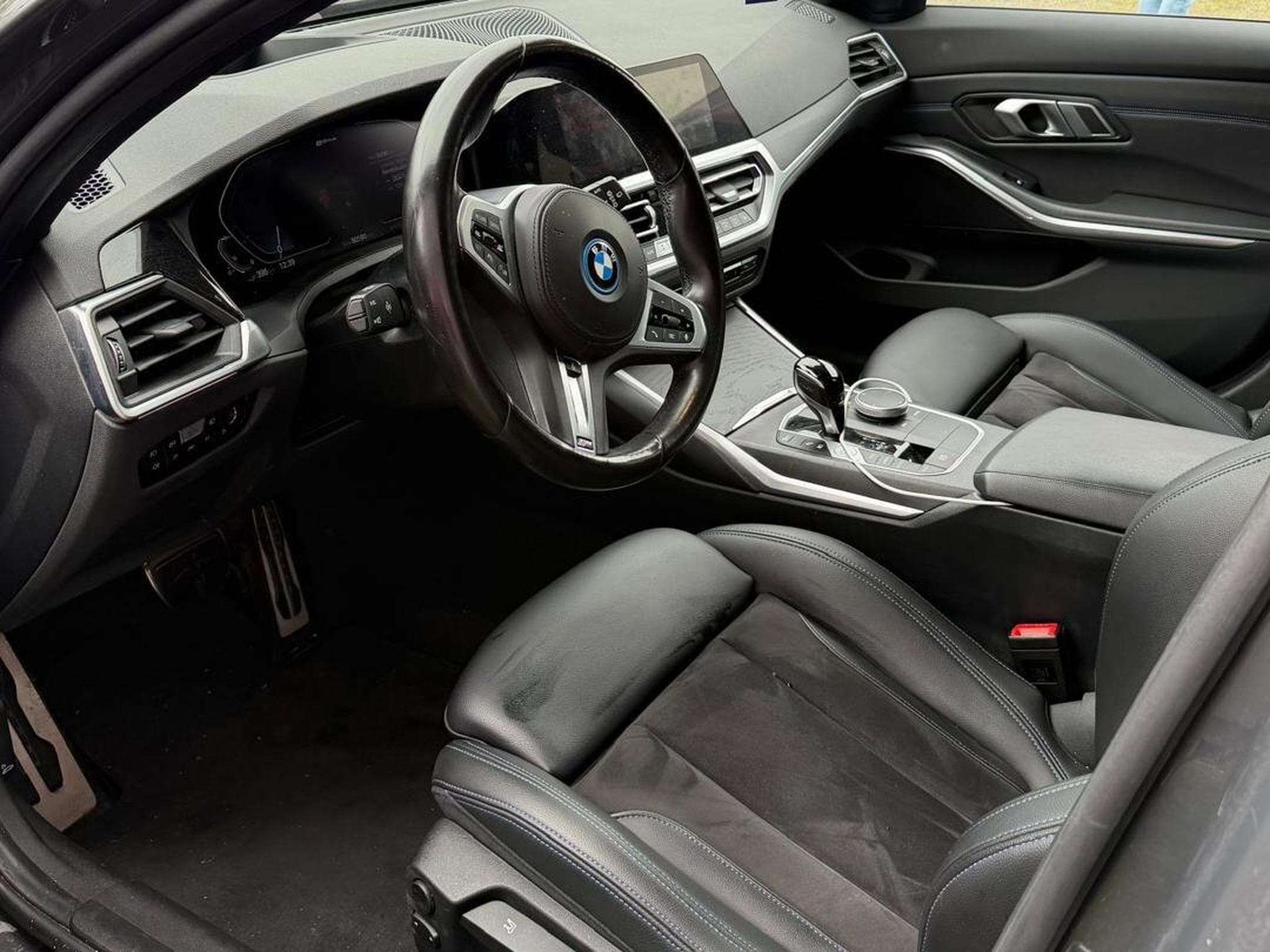 BMW 330 330e Touring BVA8 XDrive M Sport (2022) - Photo 3