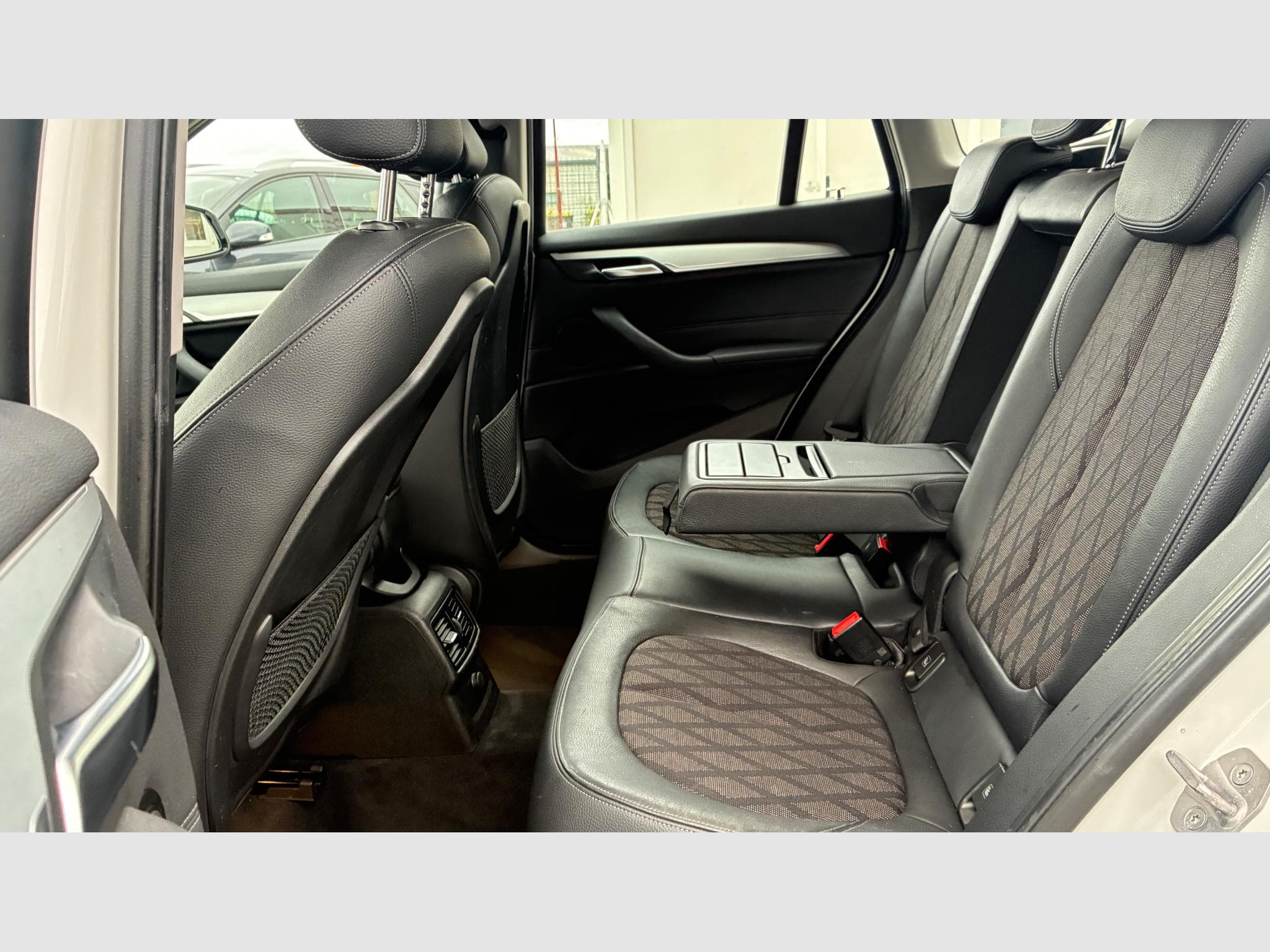 BMW X1 25da xdrive 231ch sport 2015 (2015) - Photo 10