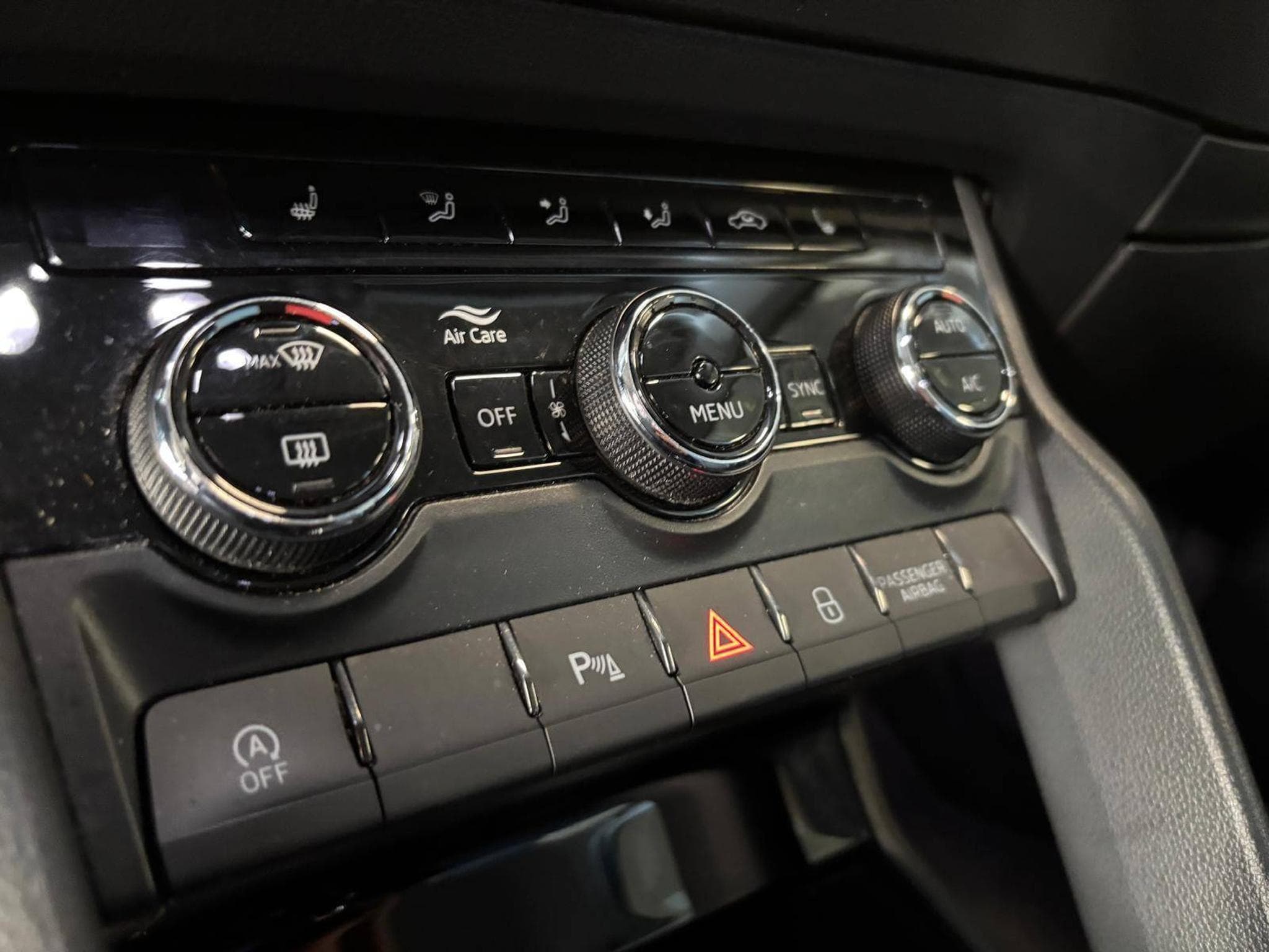 Skoda Karoq Style*1.HAND*1 JAHR PREMIUM GARANTIE* (2019) - Photo 11