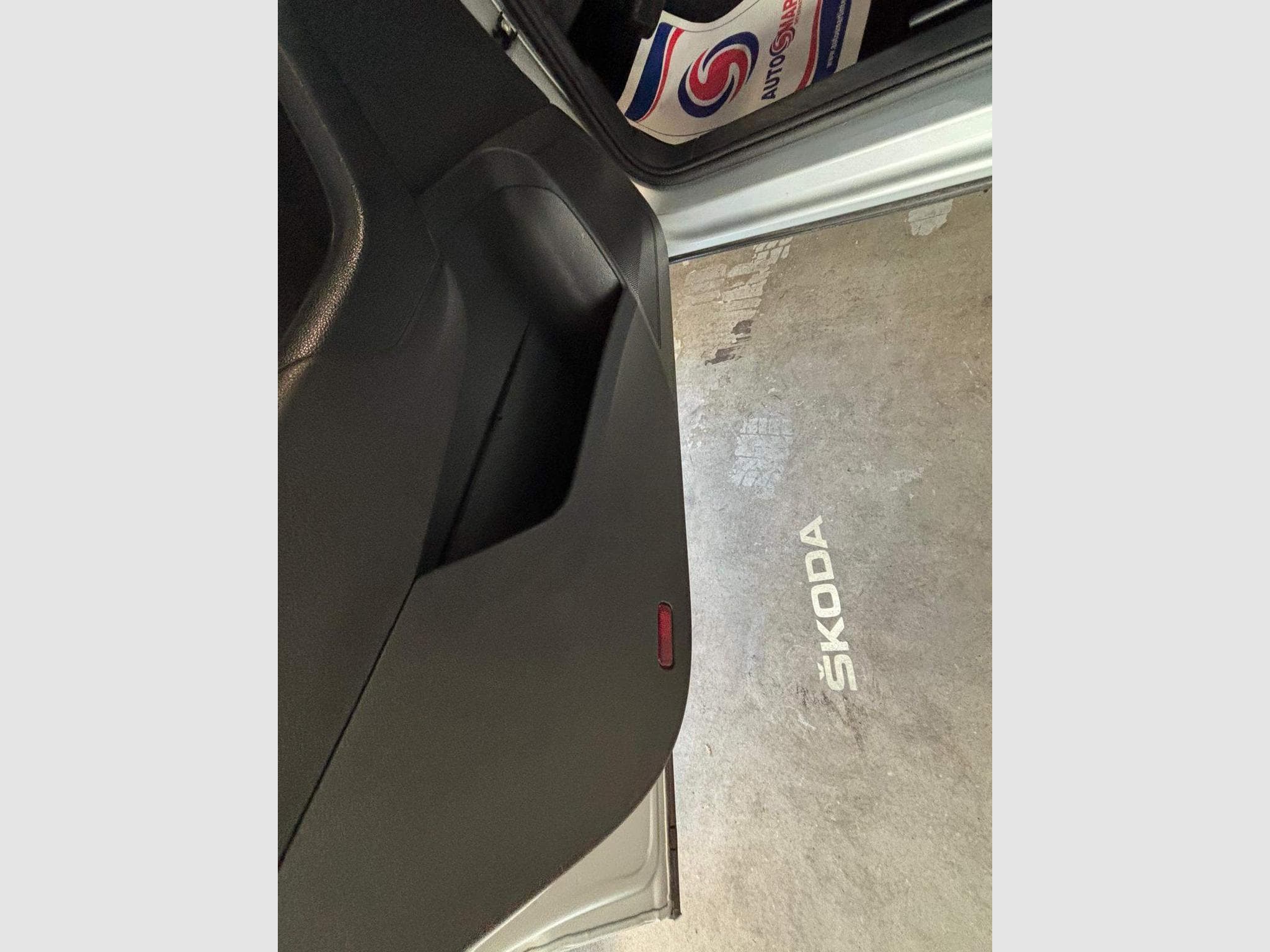 Skoda Karoq Style*1.HAND*1 JAHR PREMIUM GARANTIE* (2019) - Photo 17