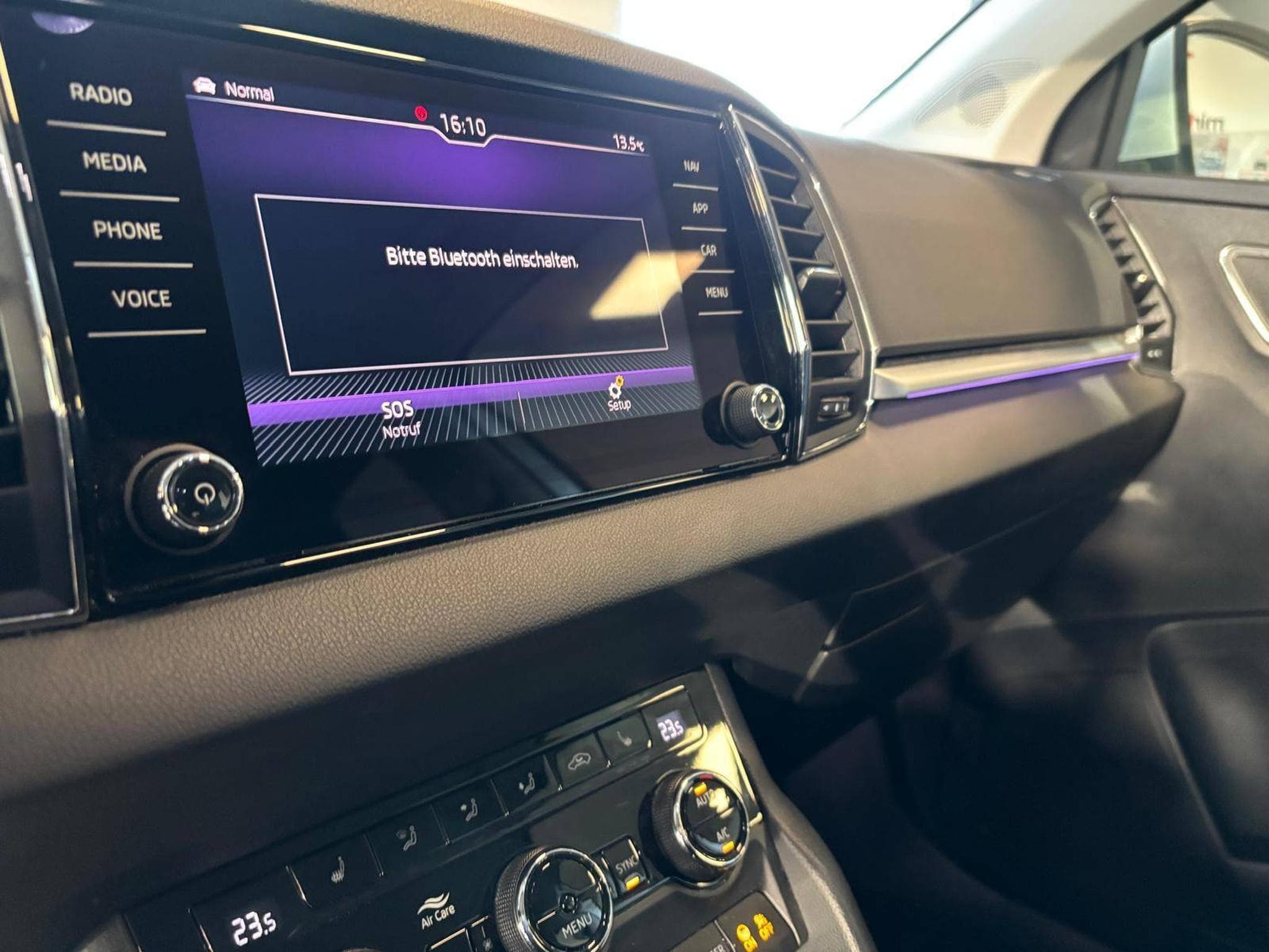 Skoda Karoq Style*1.HAND*1 JAHR PREMIUM GARANTIE* (2019) - Photo 12