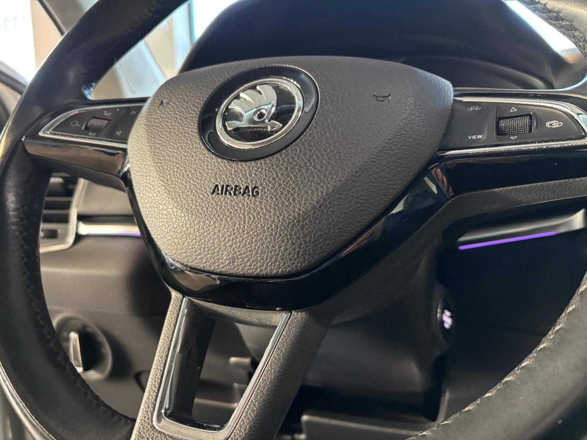 Skoda Karoq Style*1.HAND*1 JAHR PREMIUM GARANTIE* (2019) - Photo 10