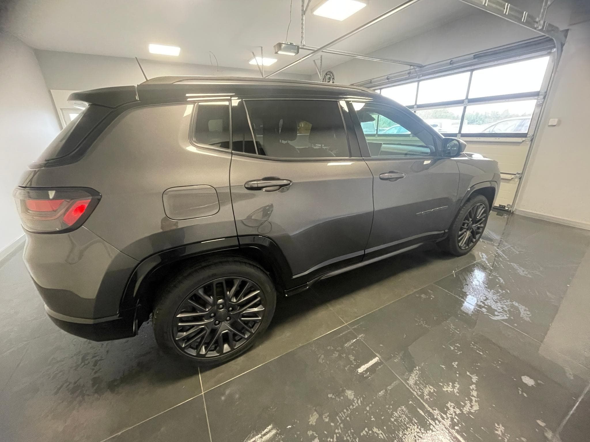 Jeep Compass Limited (2021) - Foto 4